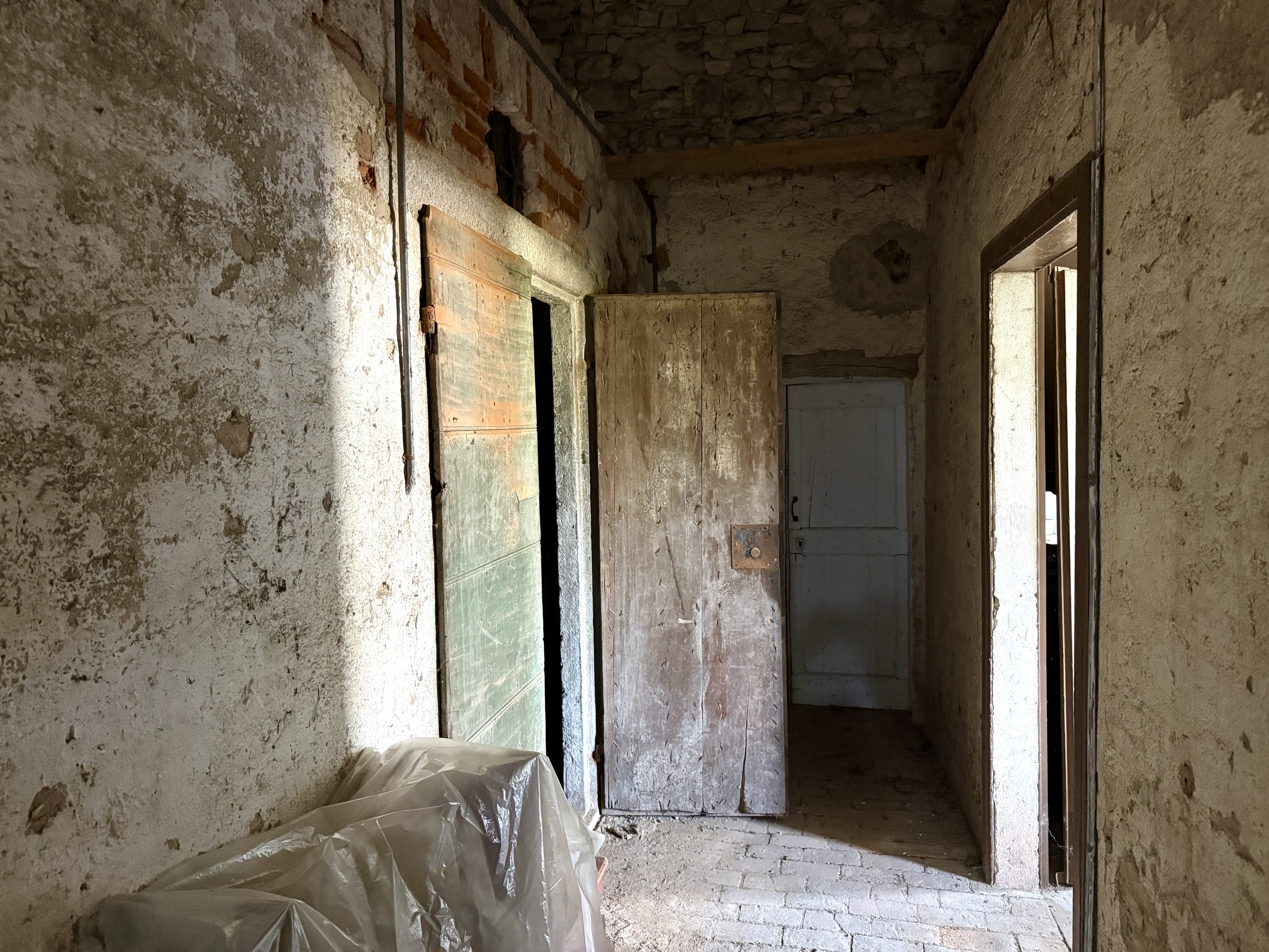 Interior view 6