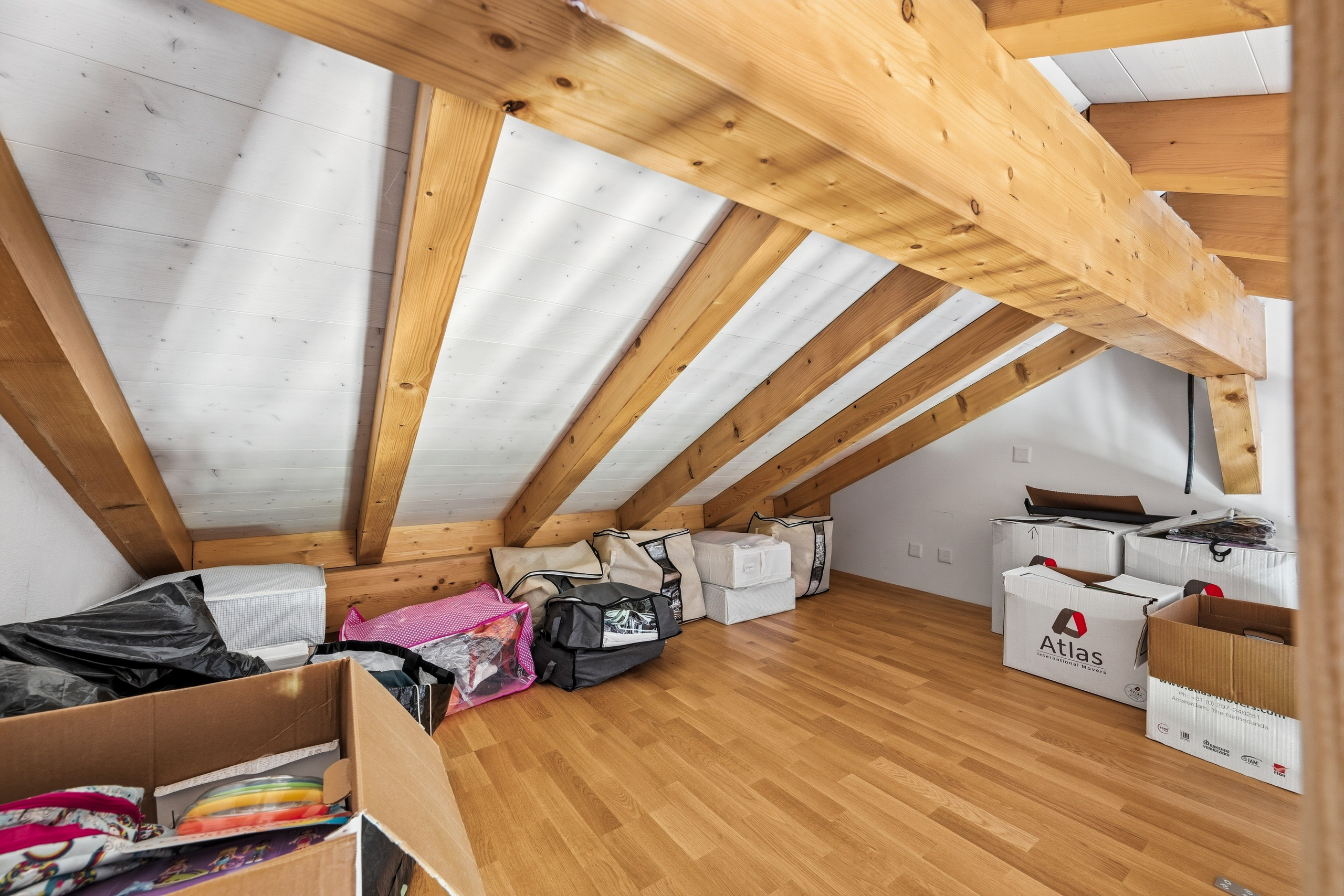 Interior view 5