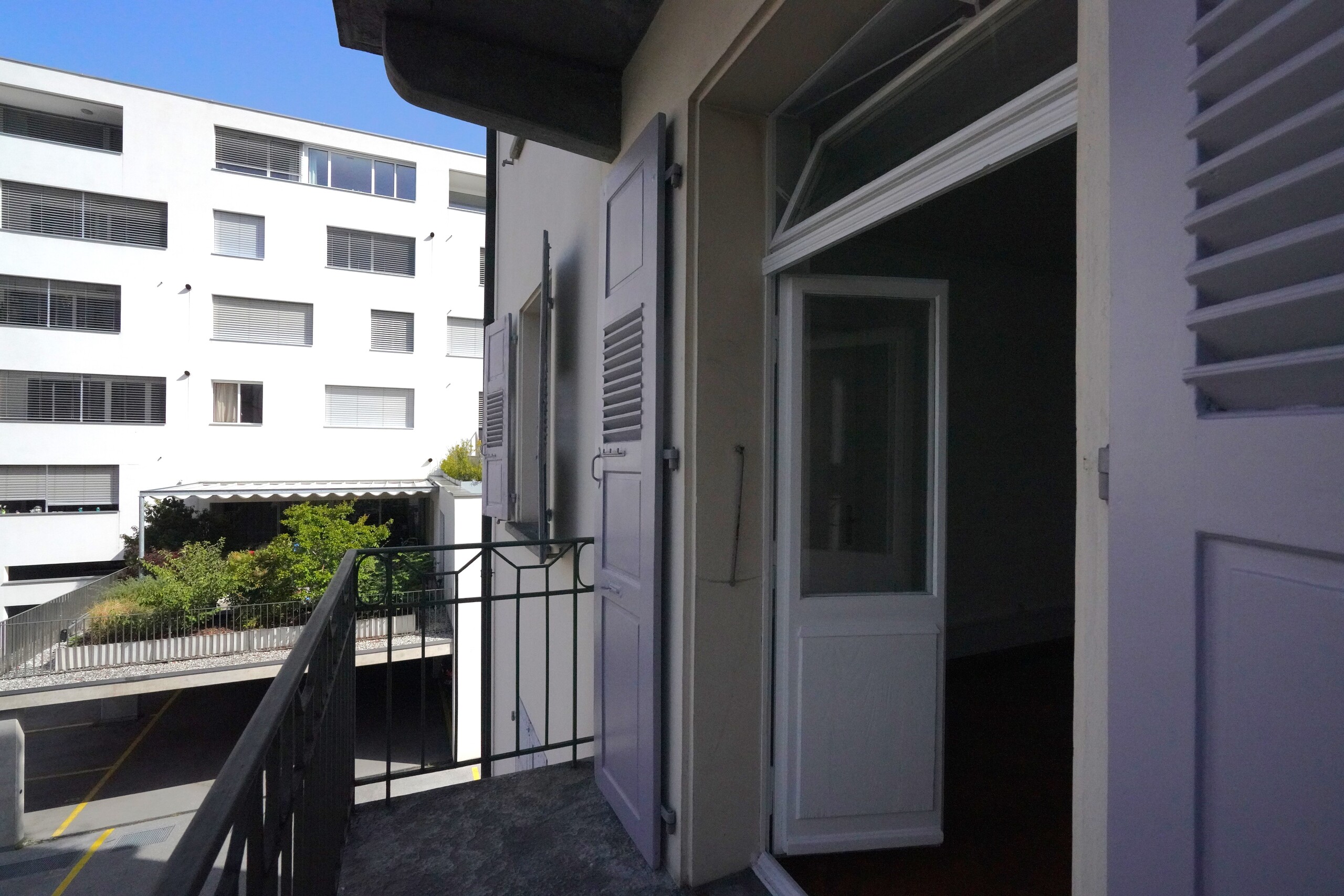 Exterior view 1