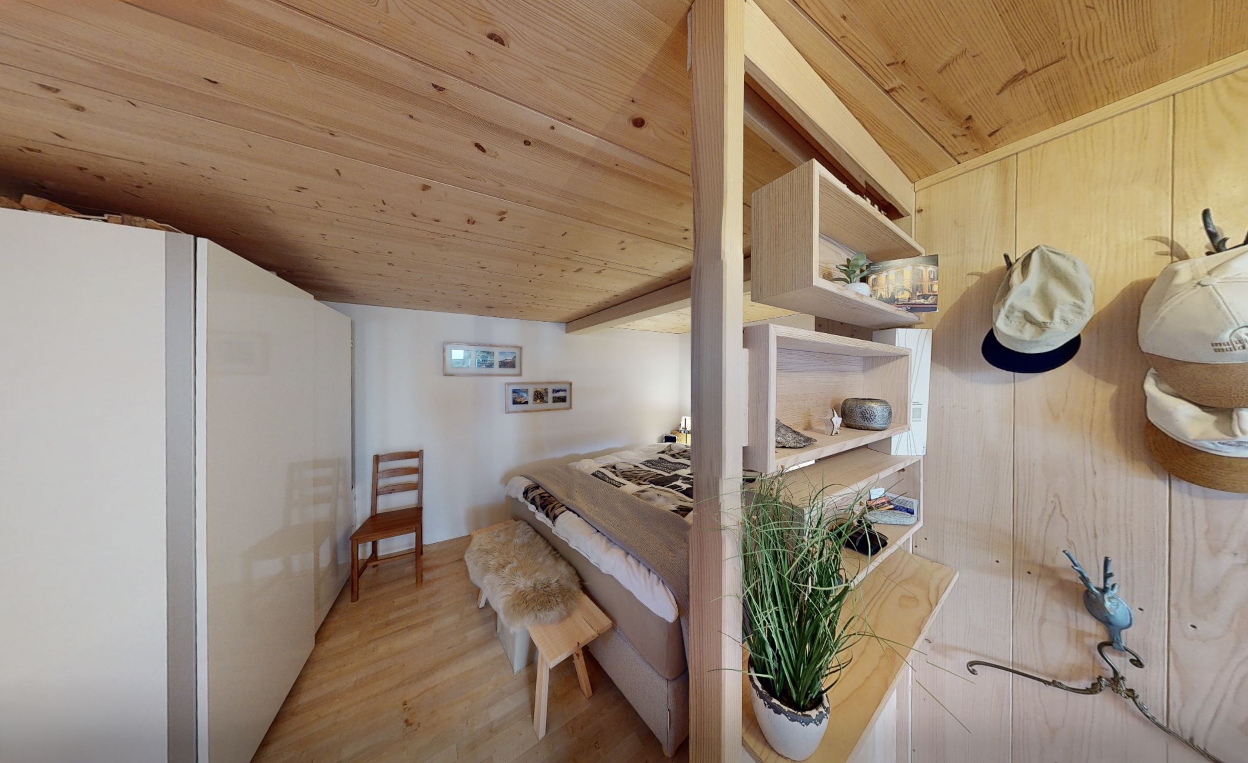 Interior view 5