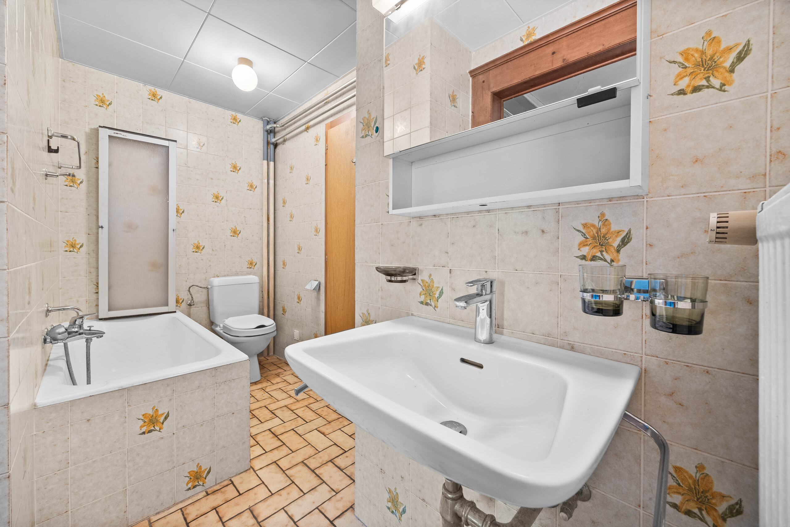 Salle de bains rez-de-chaussée