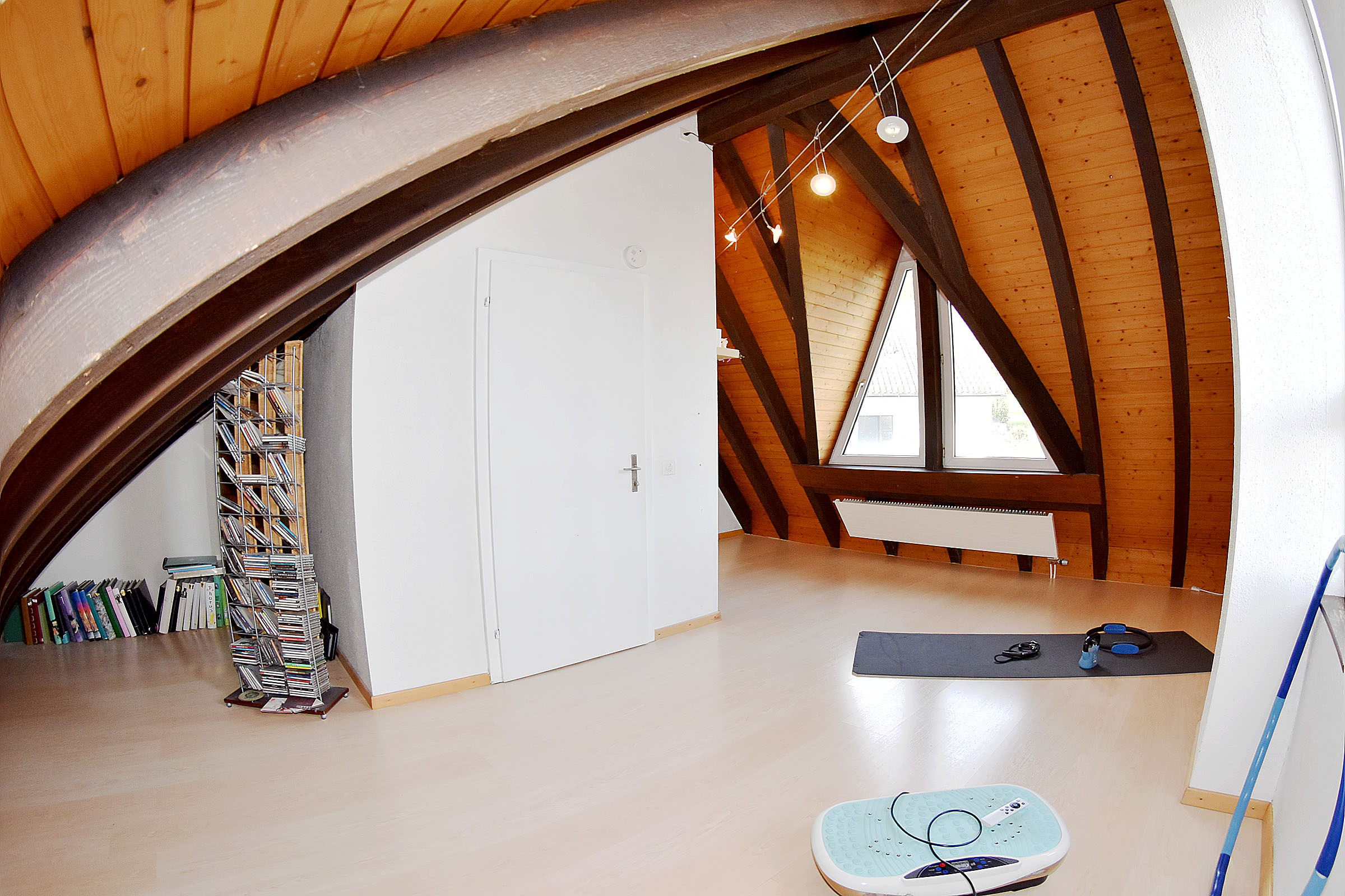 Das grosse Dachzimmer (ca. 22 m2)