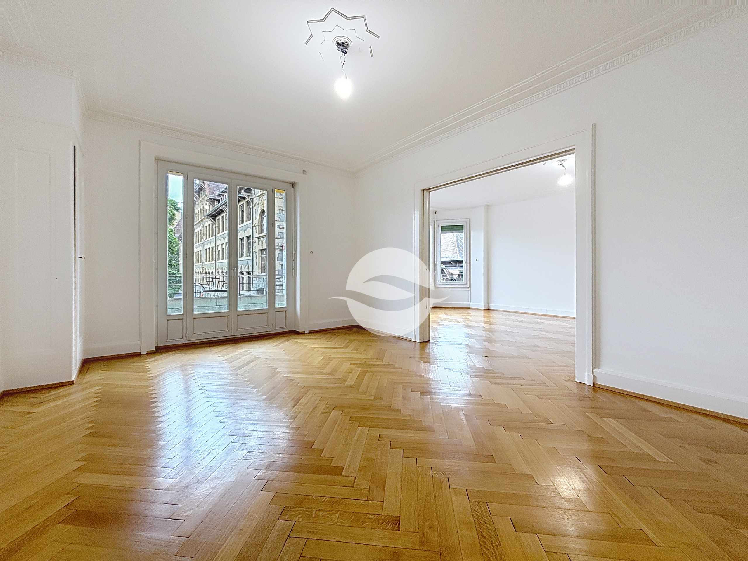 Salon et salle à manger en enfilade