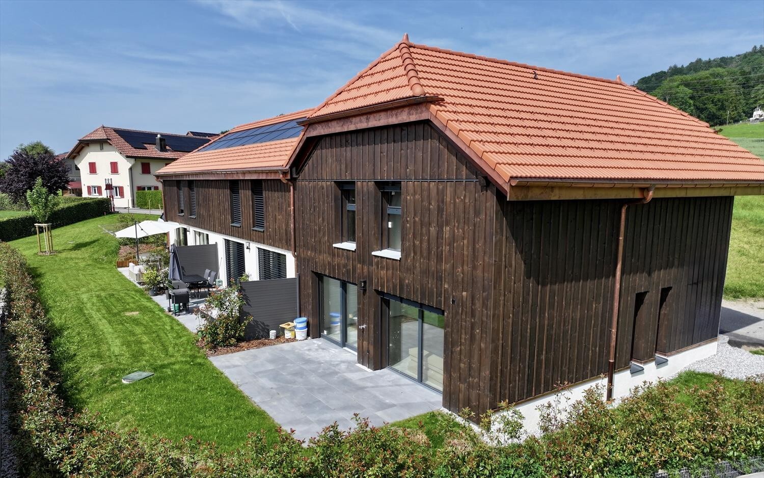 Exterior view 2