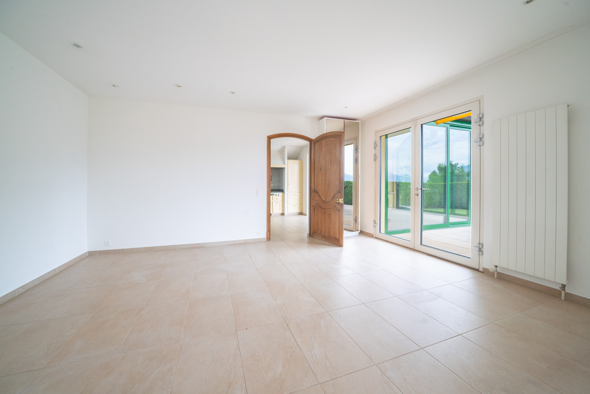 Interior view 3