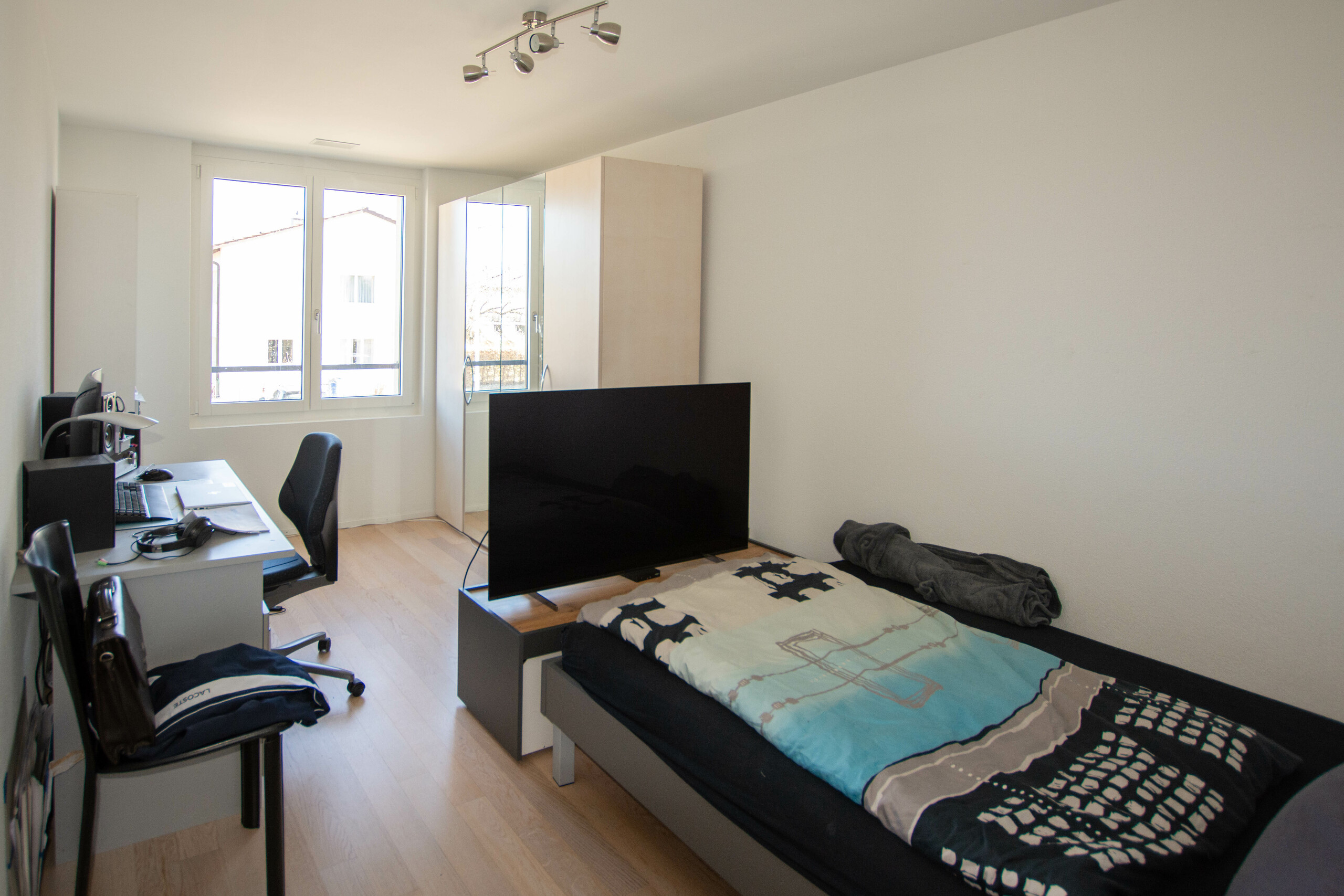 Interior view 8