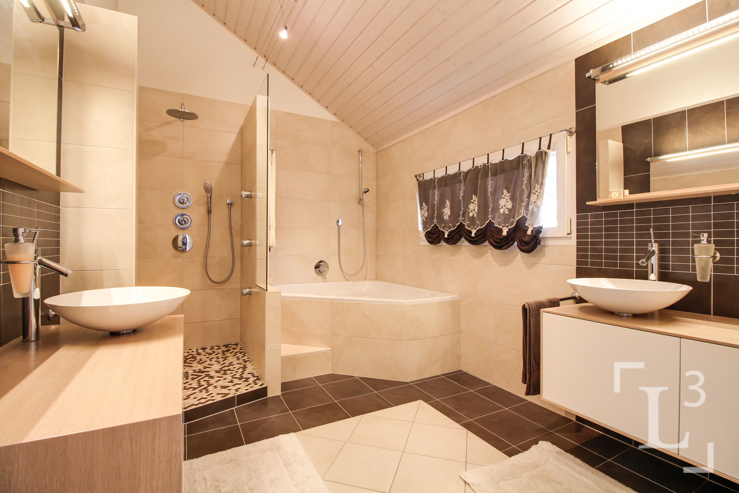 Salle de bain (Suite parentale)