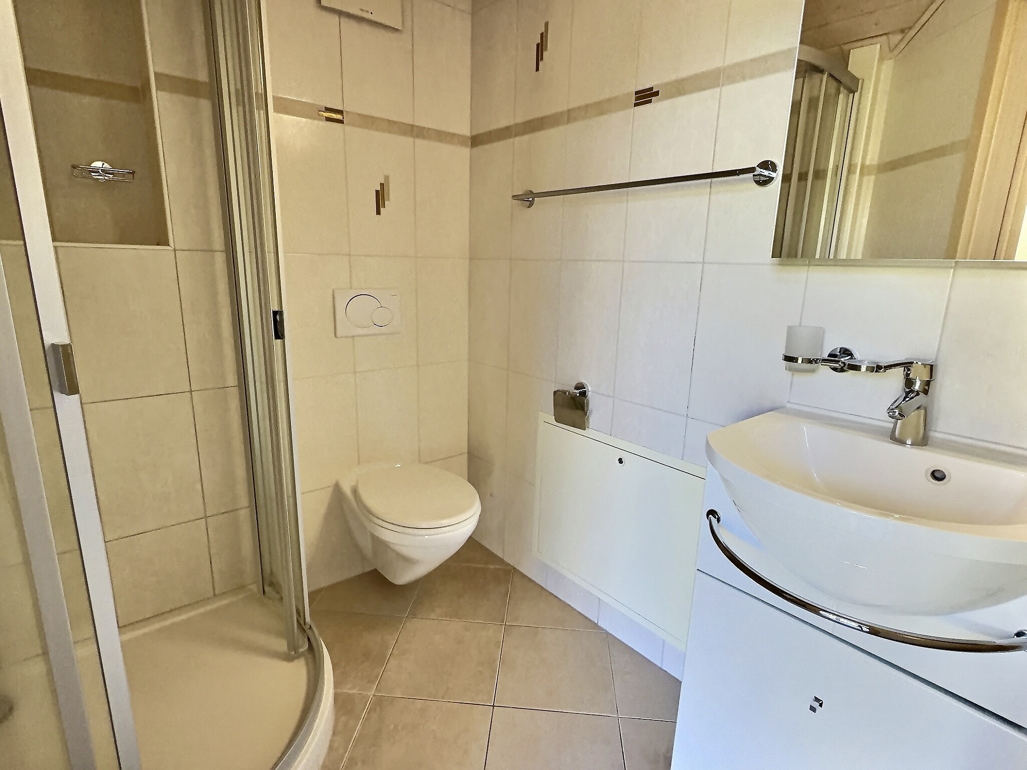 Interior view 4