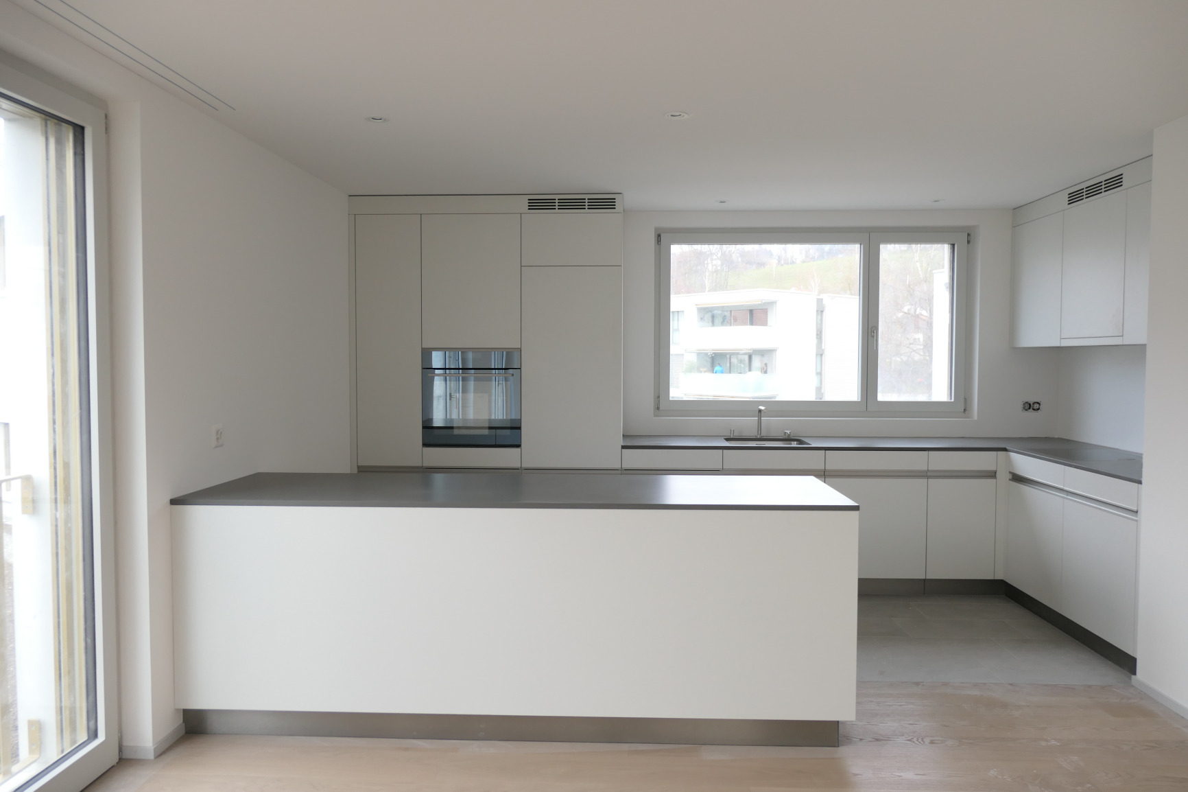 Interior view 3