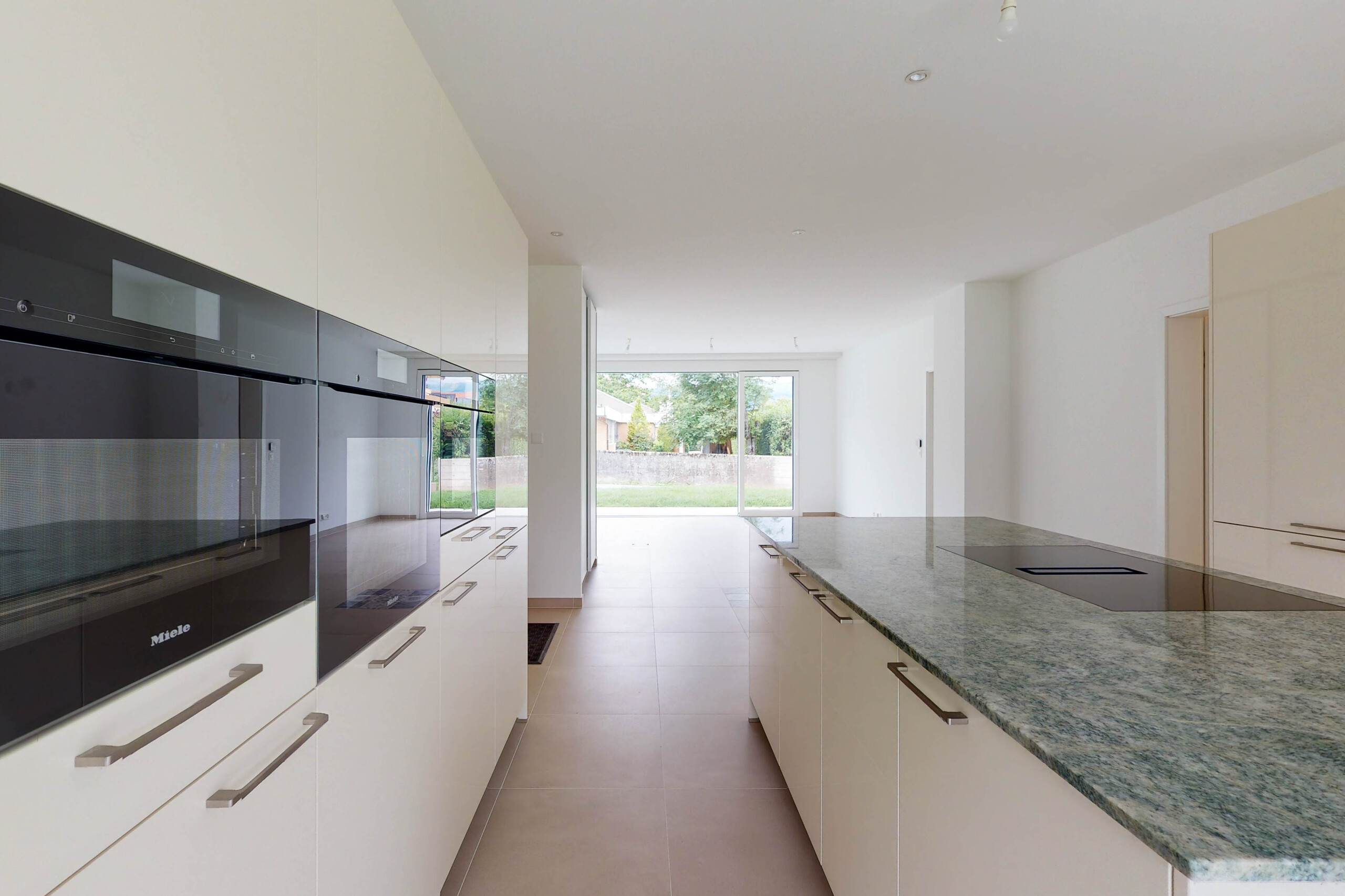 Interior view 5