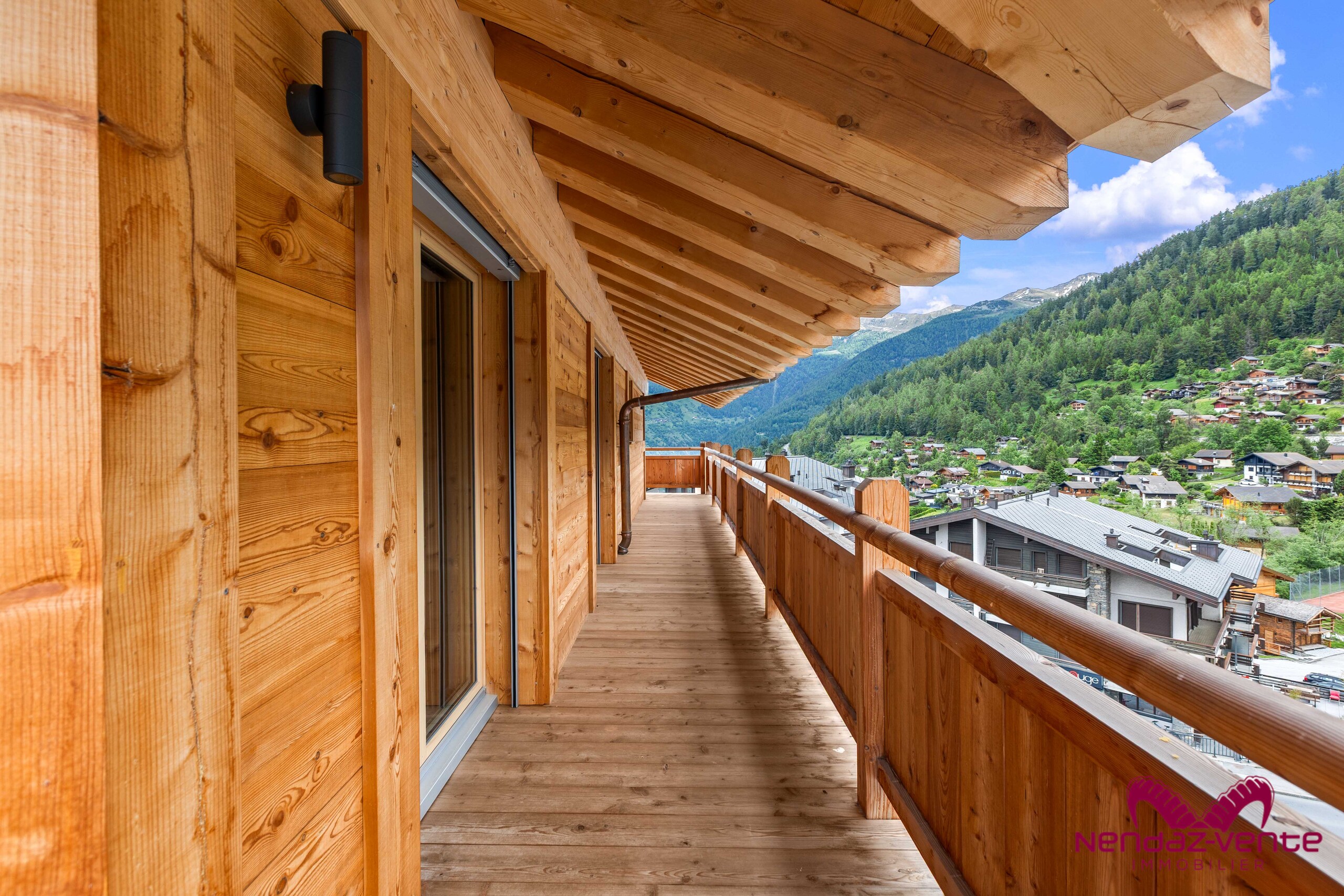 Exterior view 7