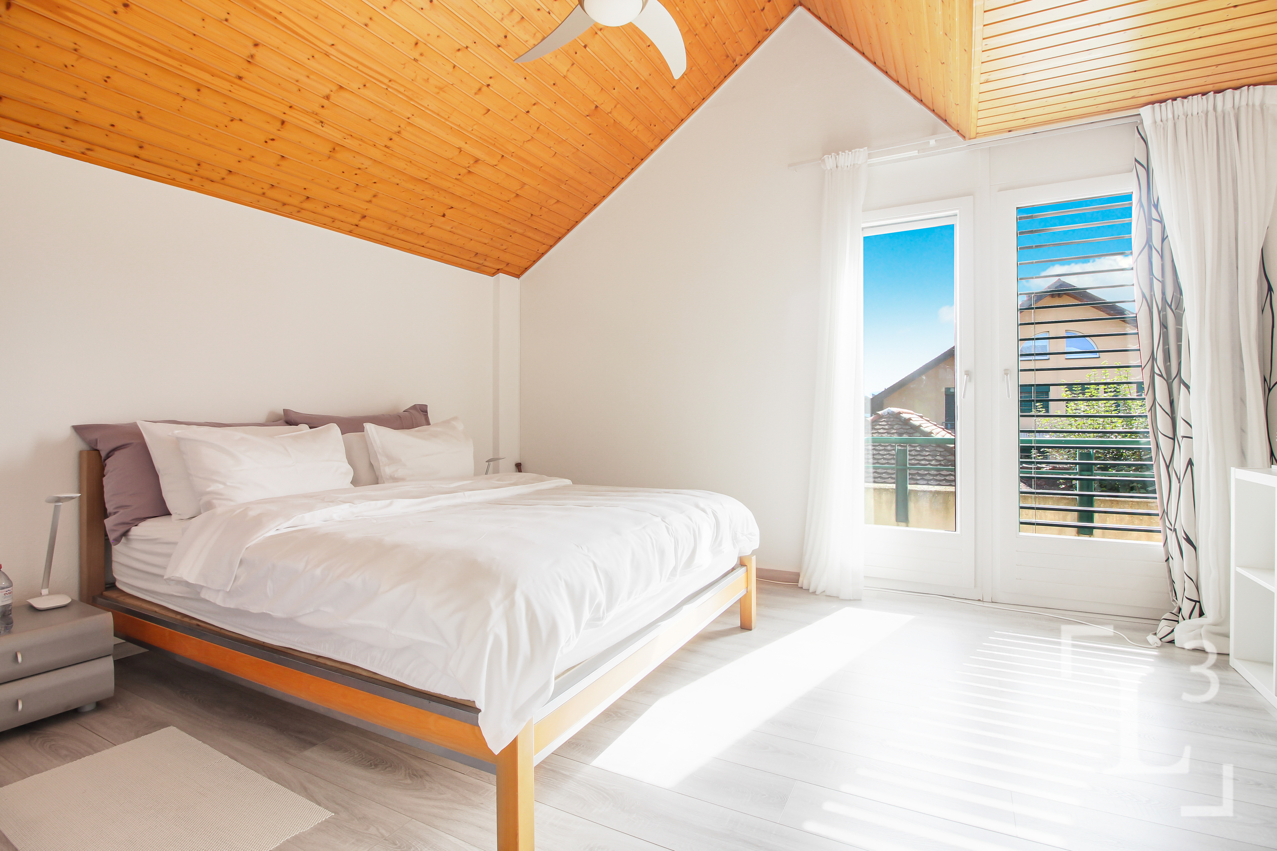 Suite parentale avec dressing et salle de bain (1er étage)