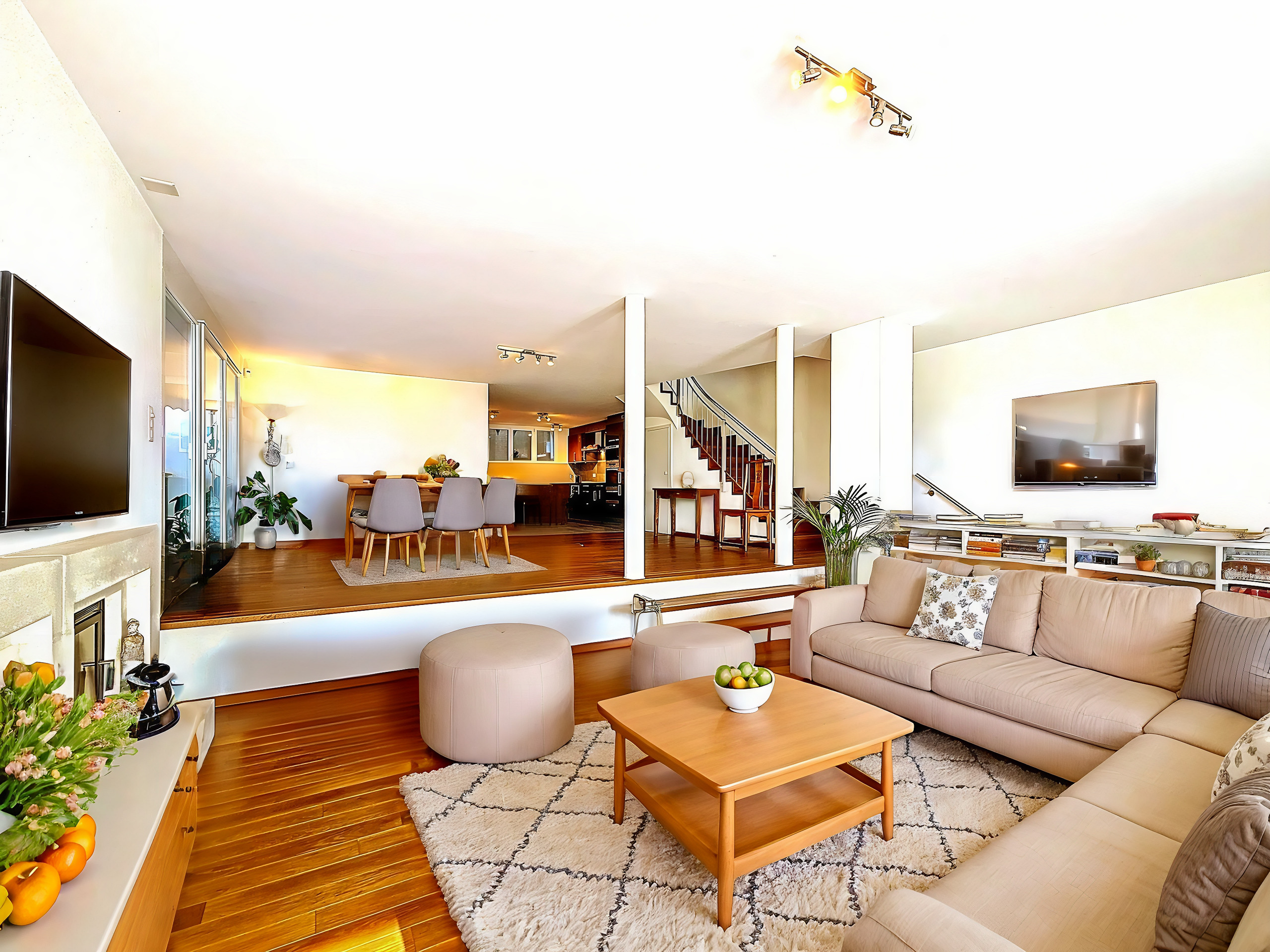 Interior view 2