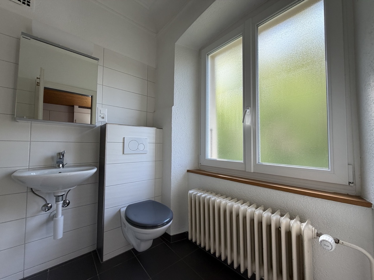 Interior view 37