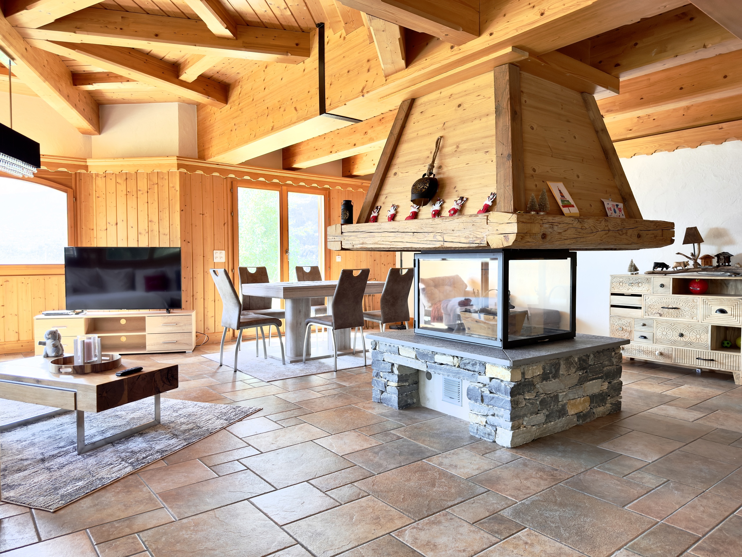 Interior view 1