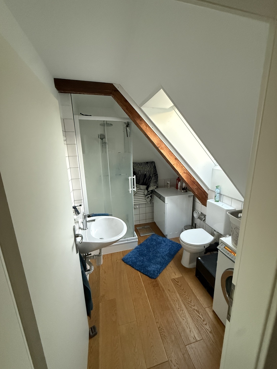 Photo 6