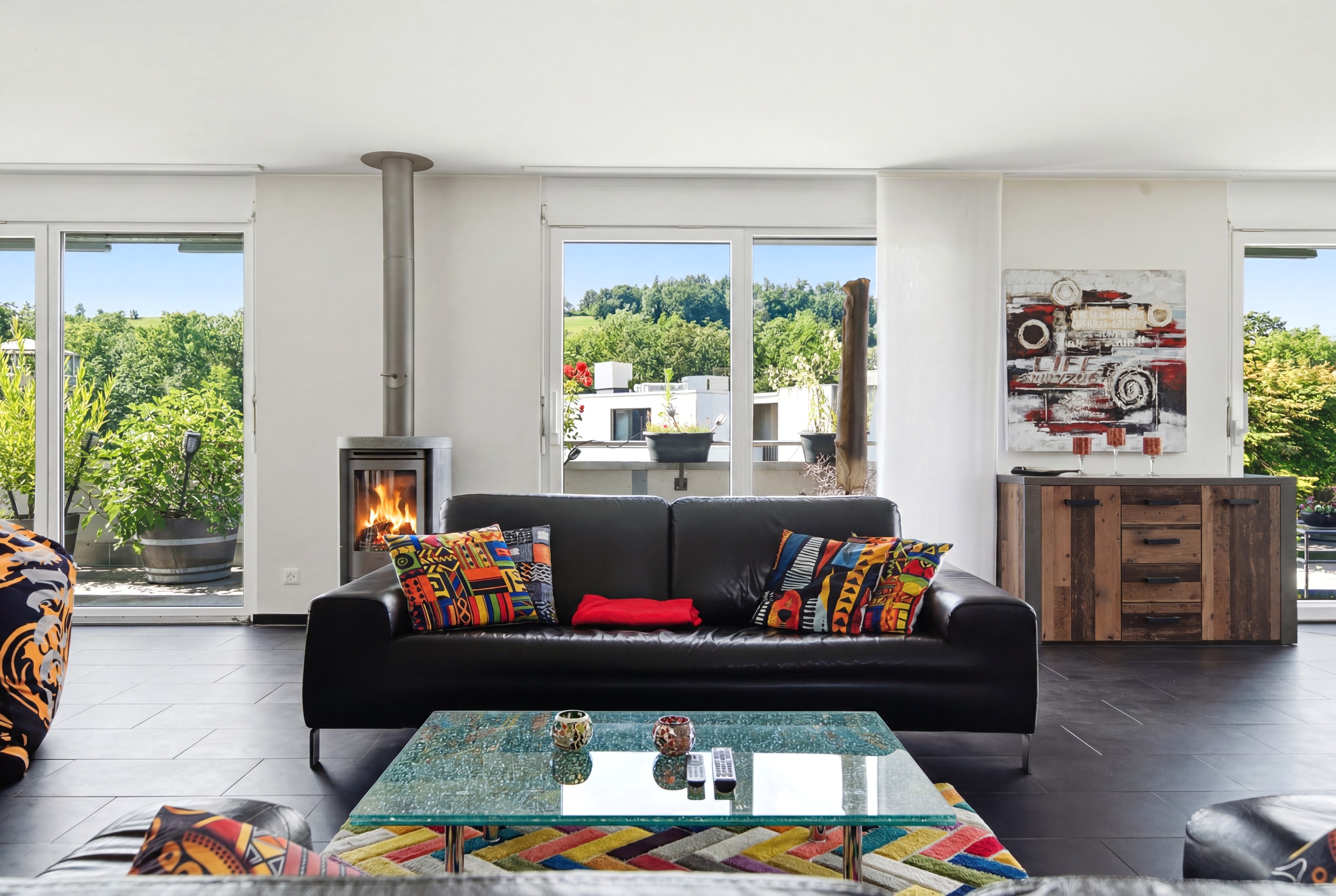 Interior view 3
