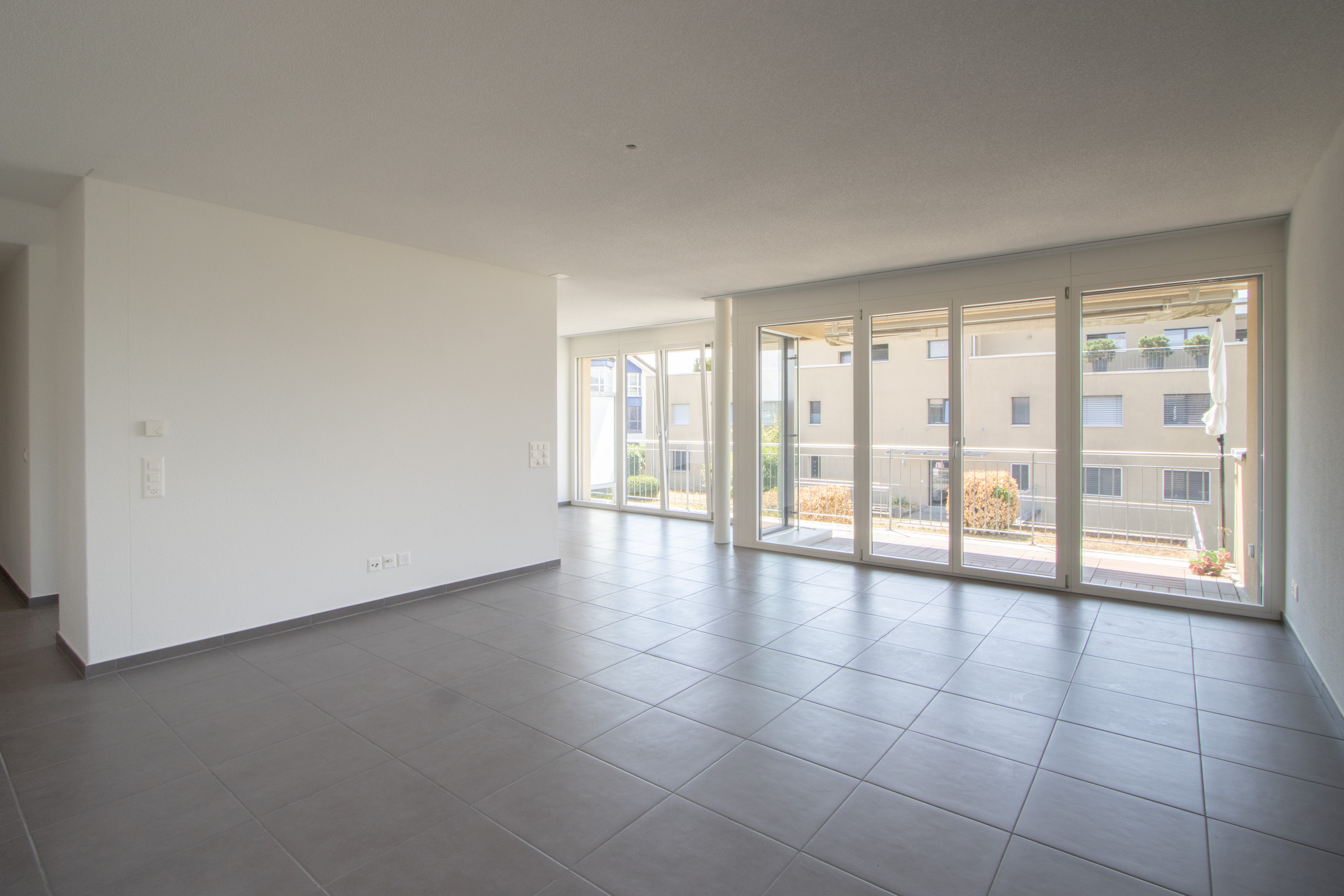 Interior view 4