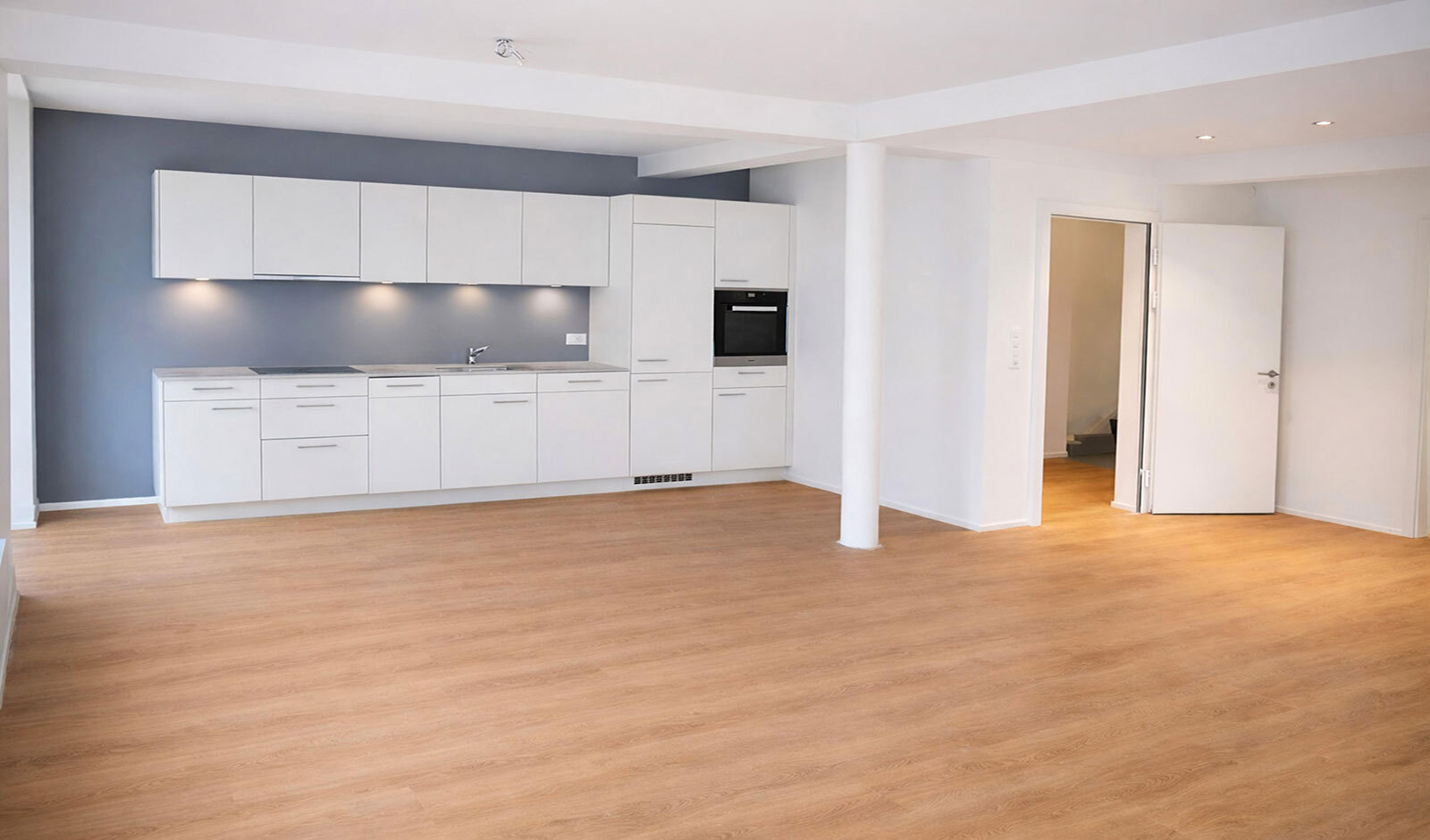 Interior view 4