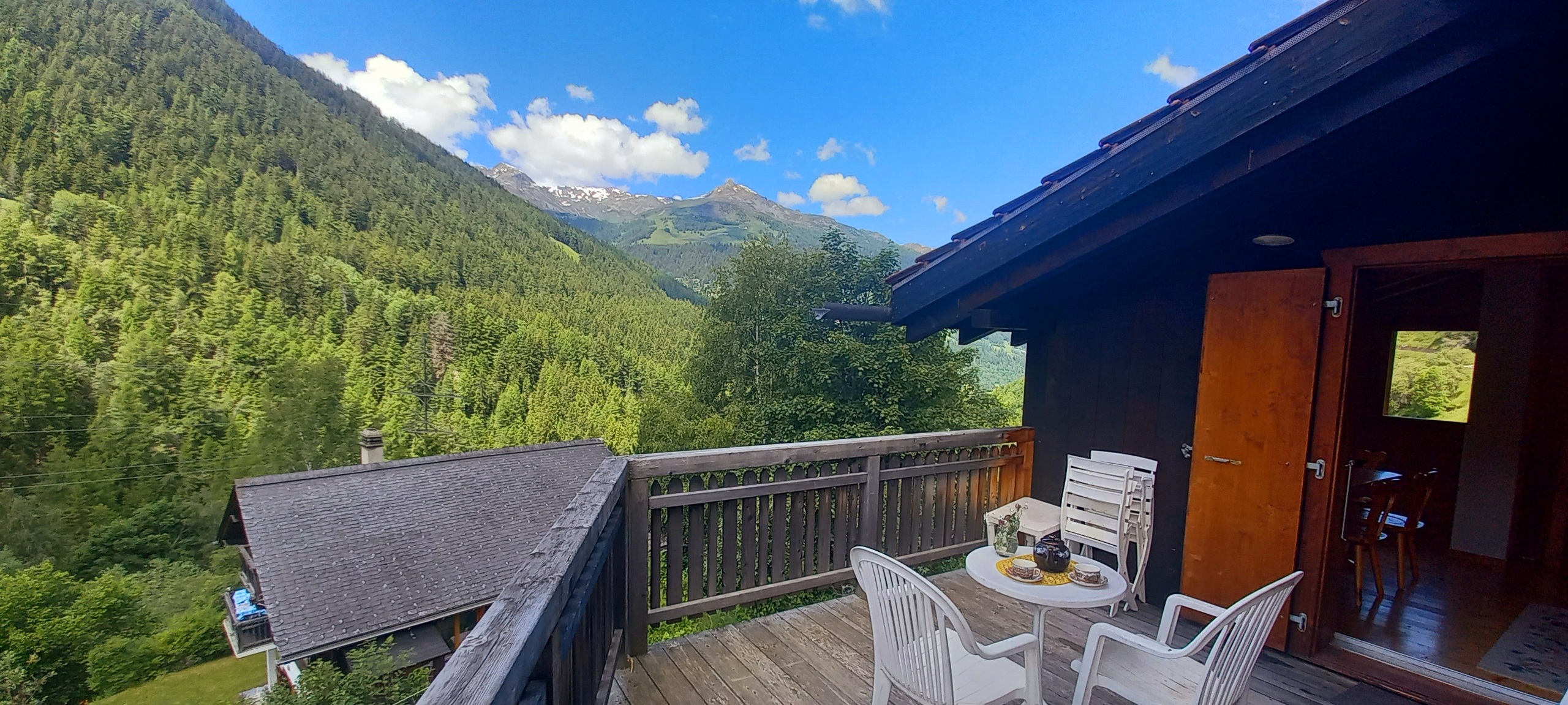 Vue du balcon  Vue du balcon