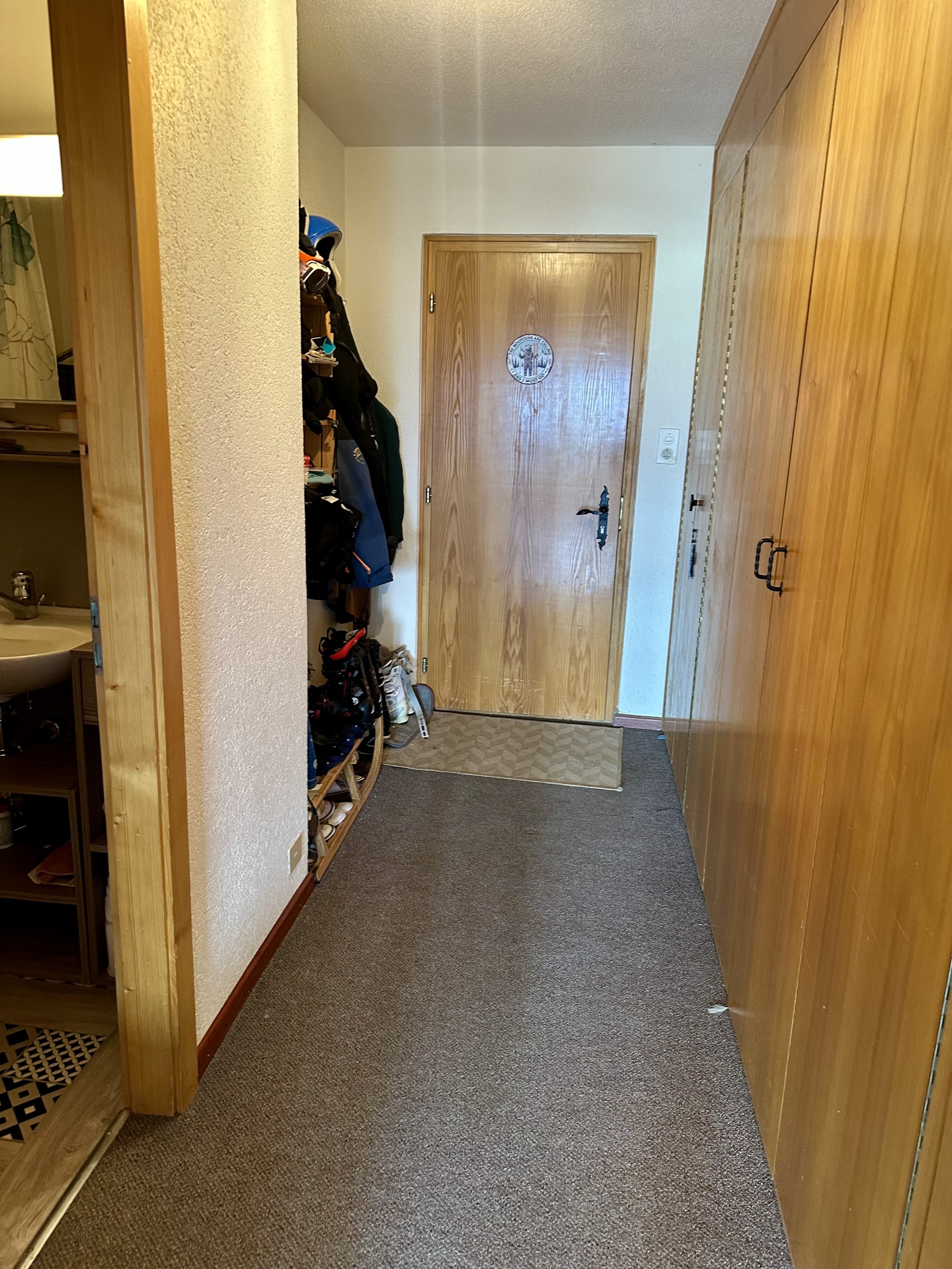 Interior view 3