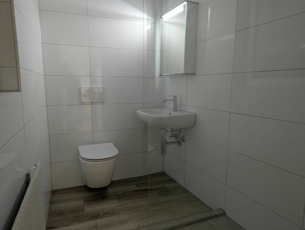 Picture 7