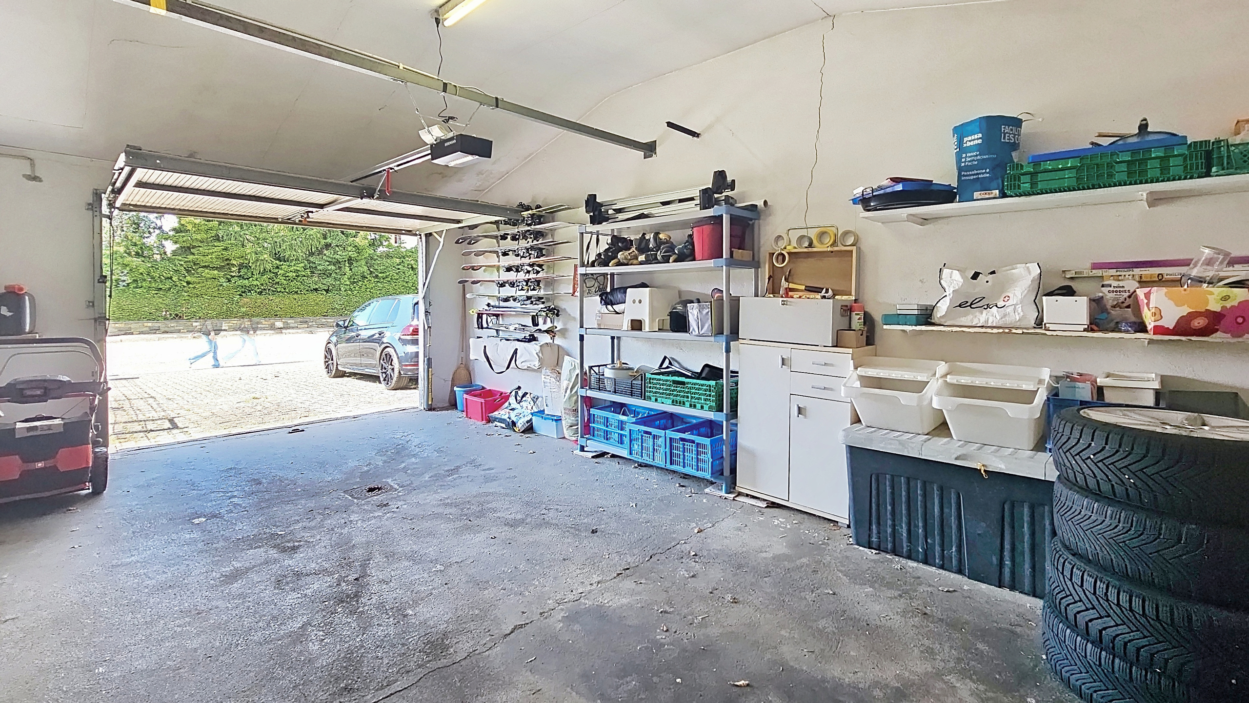 Garage - sous-sol Garage - sous-sol