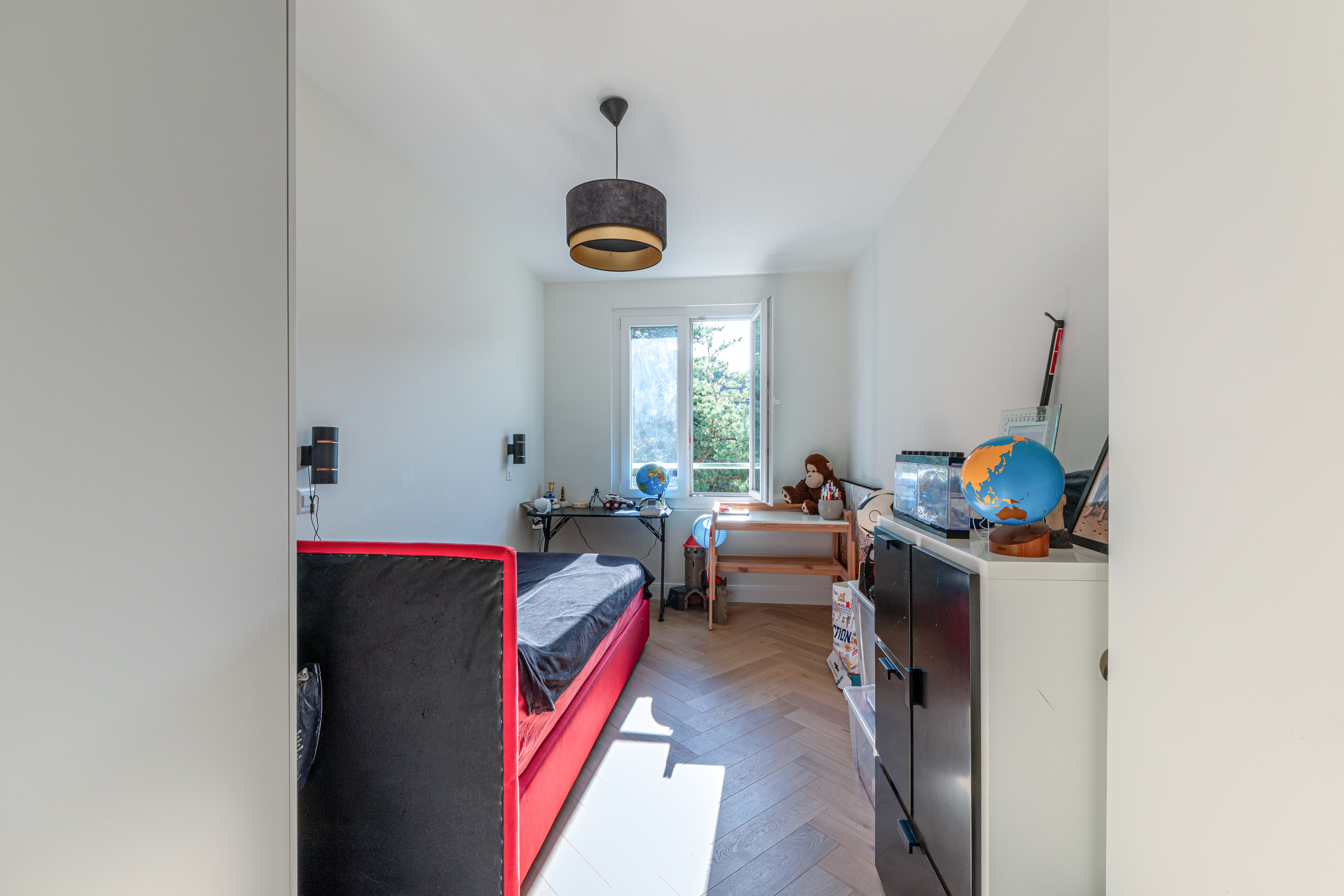 Interior view 9