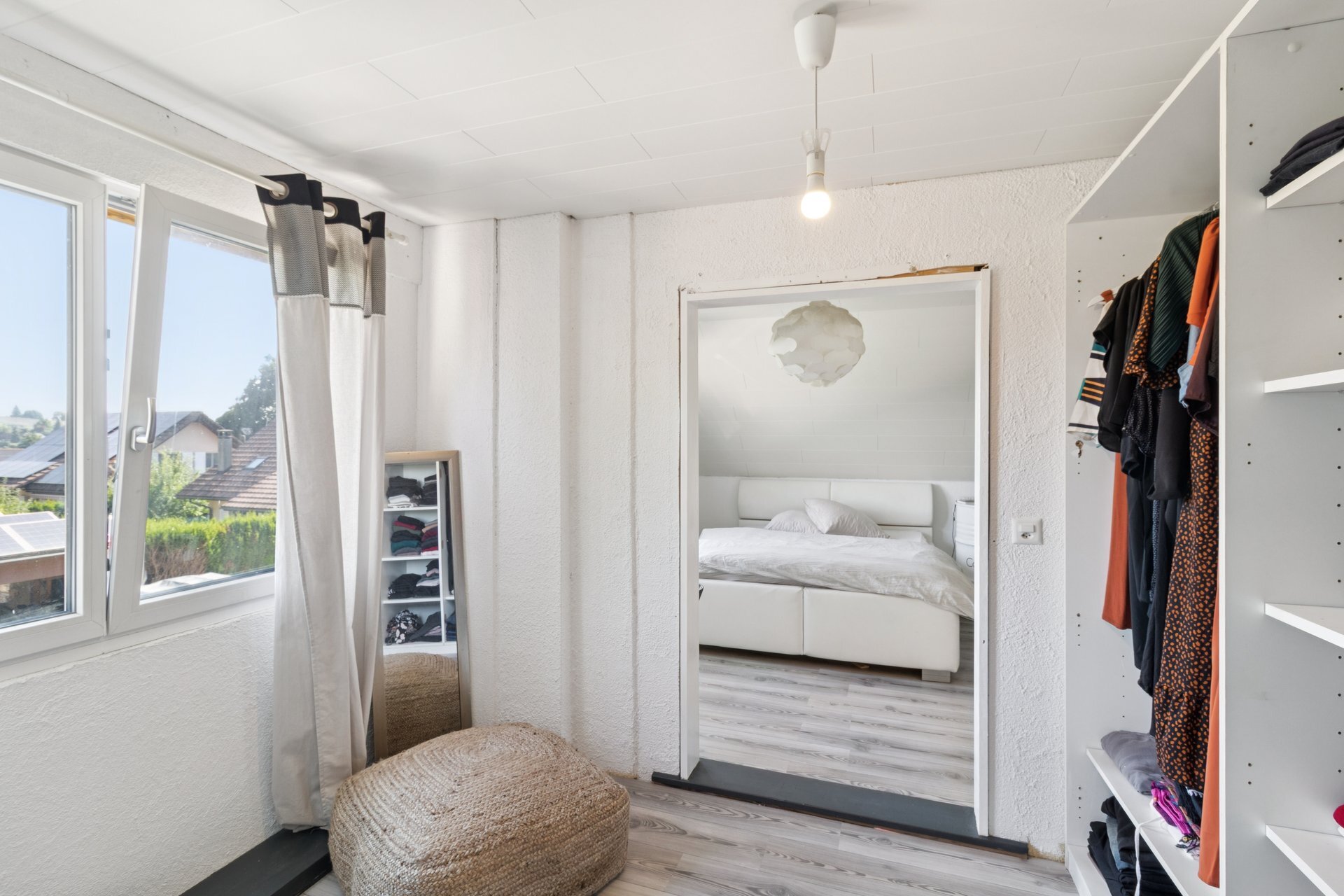 Chambre avec dressing