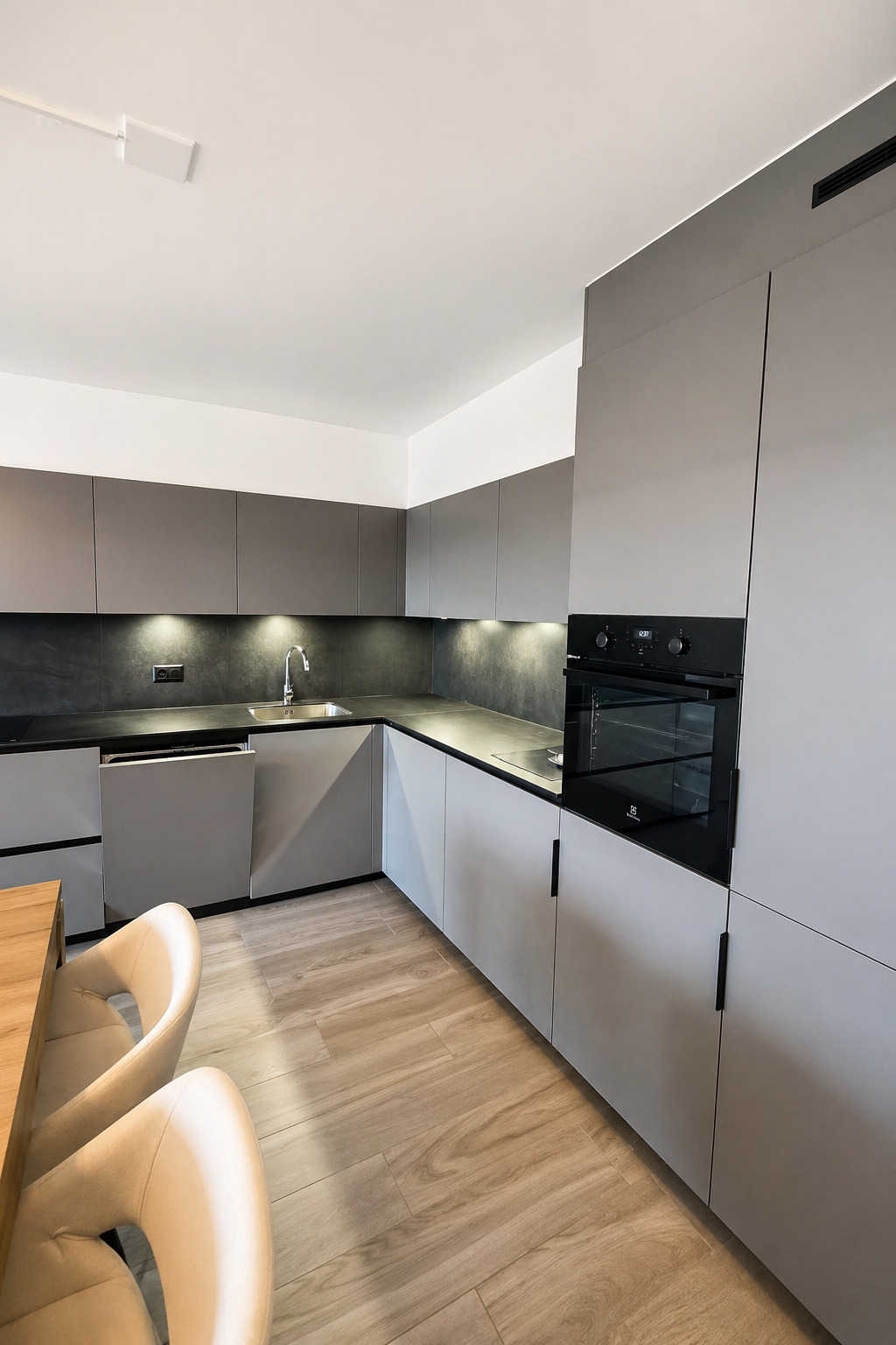 Cuisine moderne et équipée