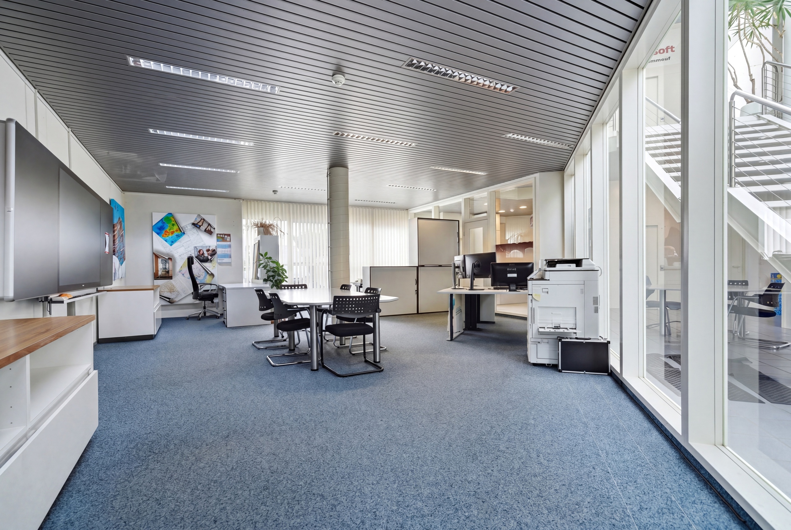 Interior view 7