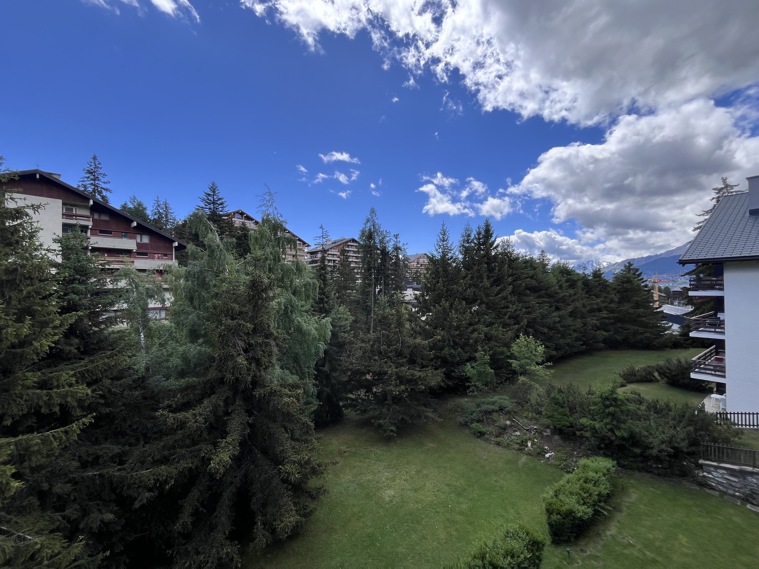 Petit-Vallon B, studio, combles