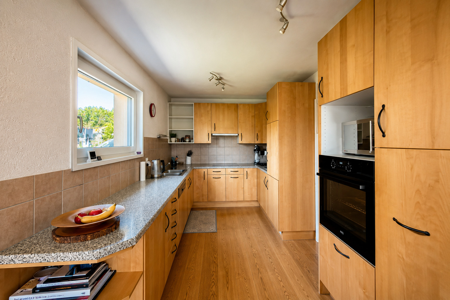 Interior view 5