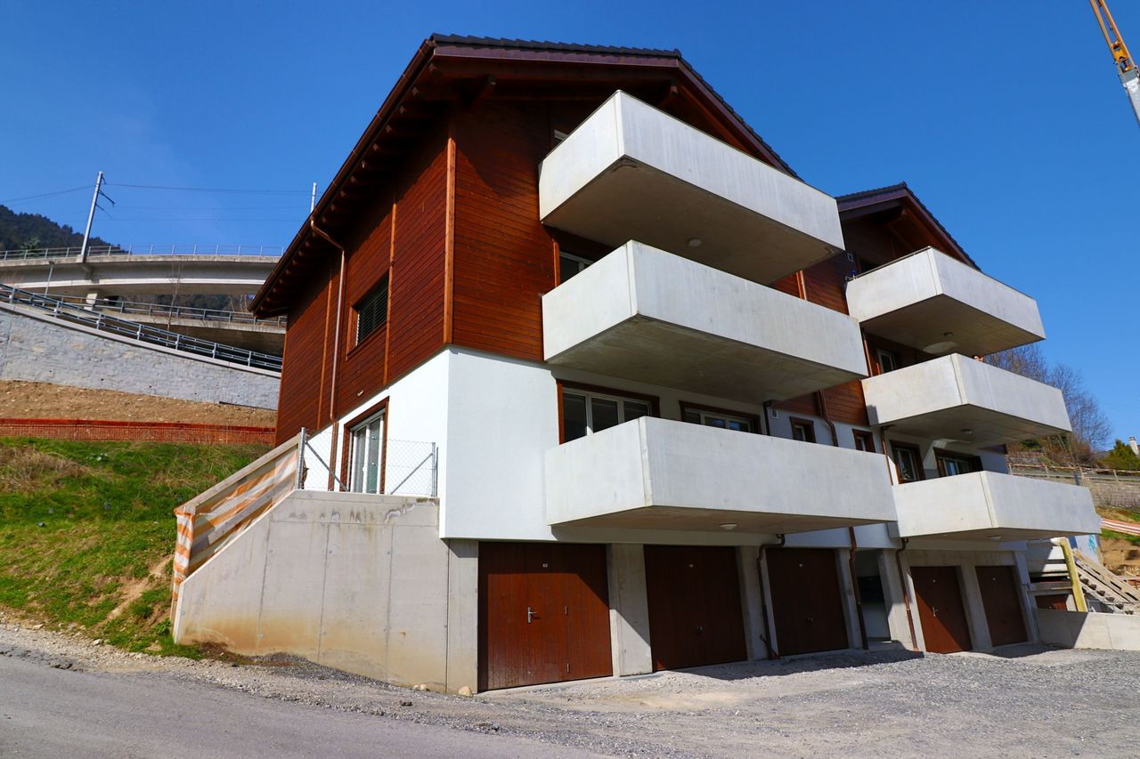 Photo 9