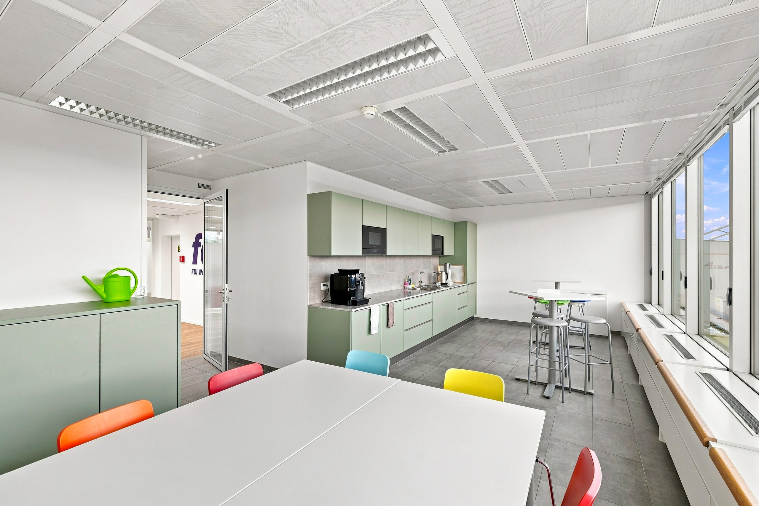 Interior view 6