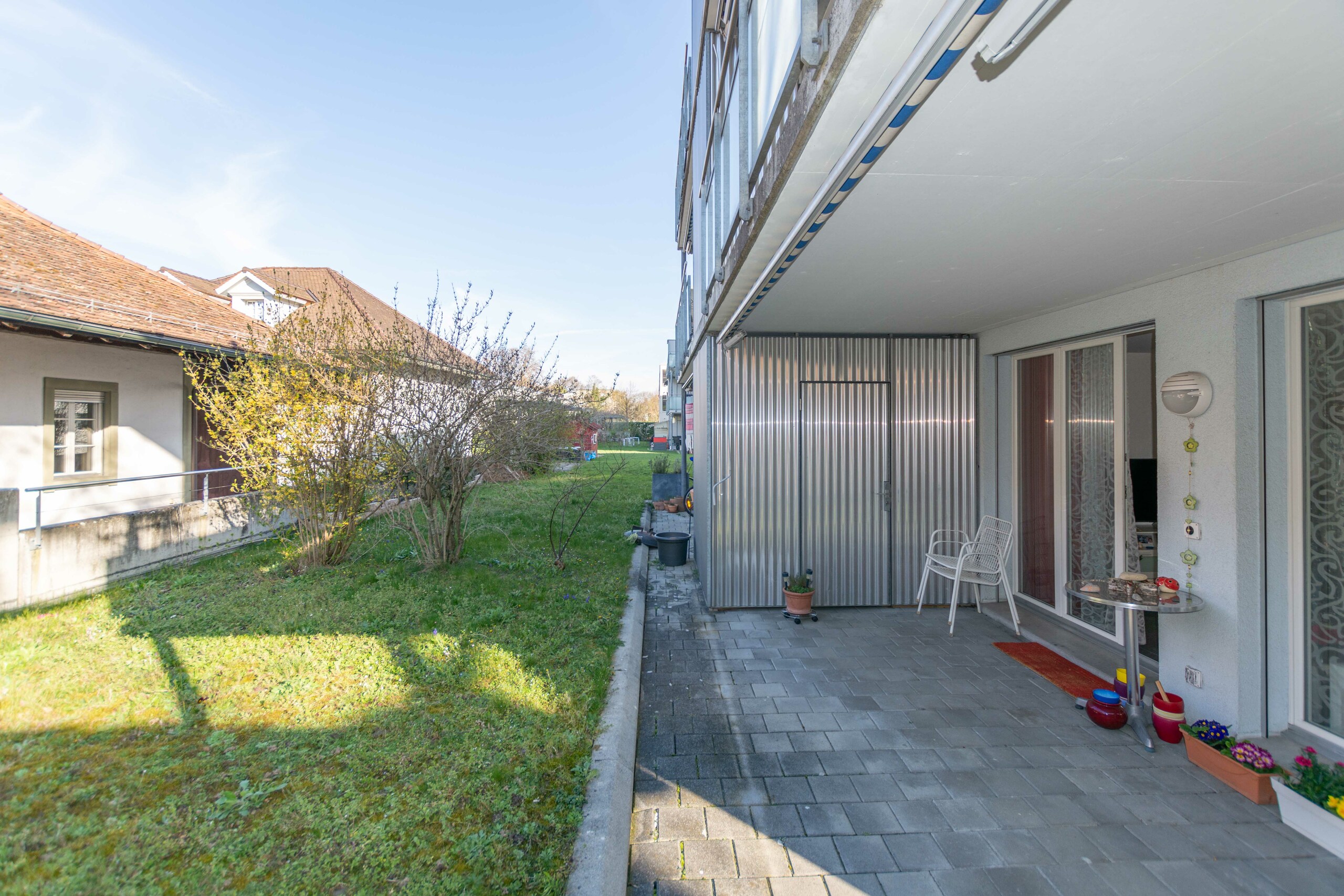 Terrasse mit Garten