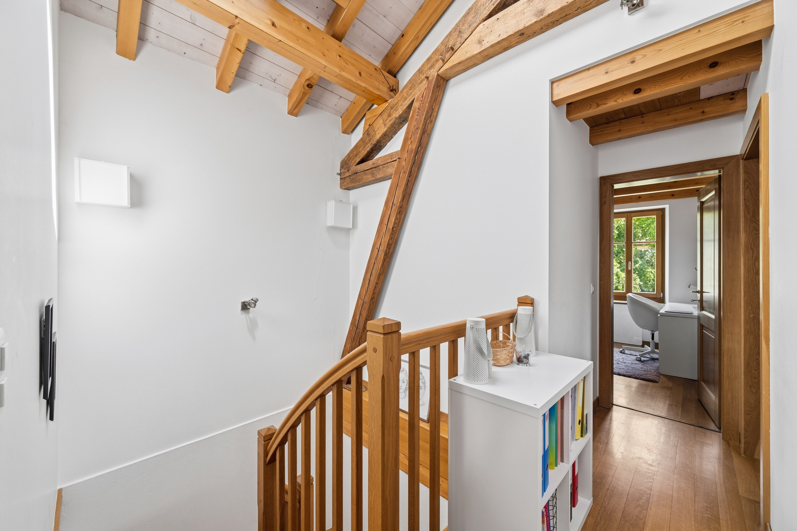 Interior view 7