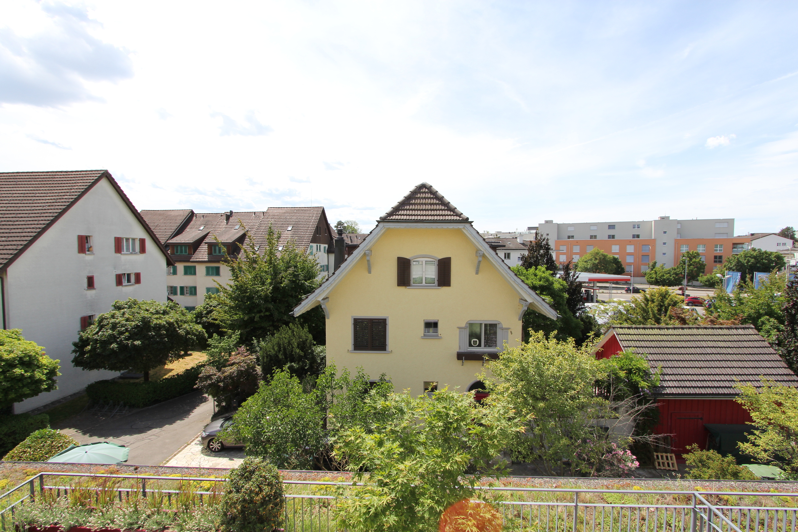 Exterior view 3