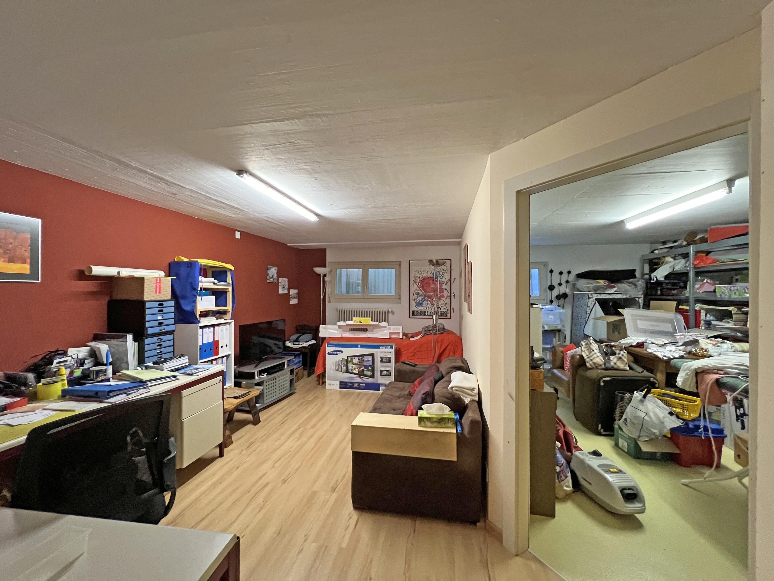 Sous-sol - Local 3 (chambre/bureau) & local 2