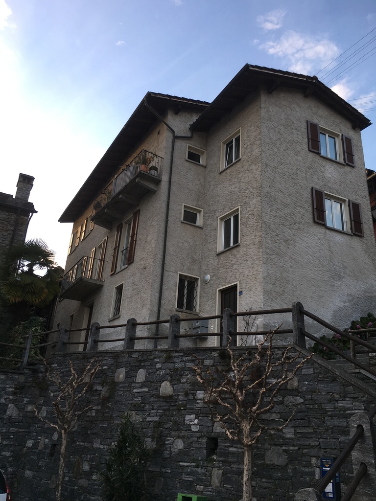 Firstview