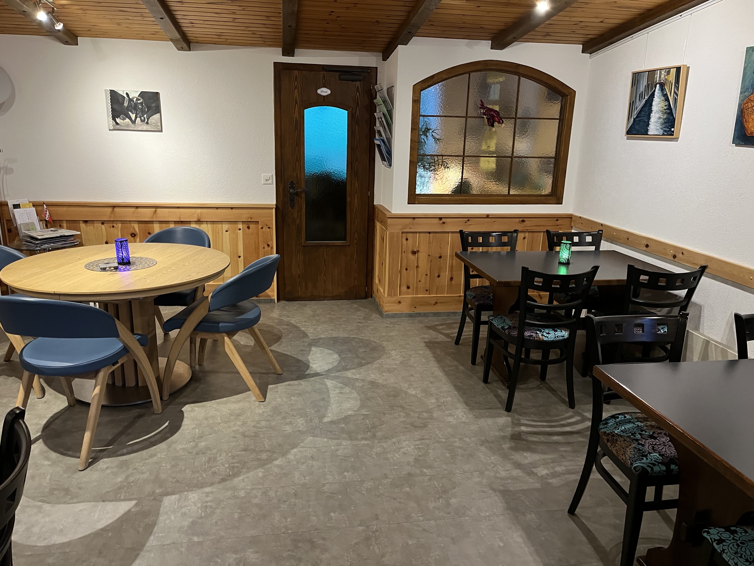 Aufenthalts-/Frühstücksraum Aufenthalts-/Frühstücksraum