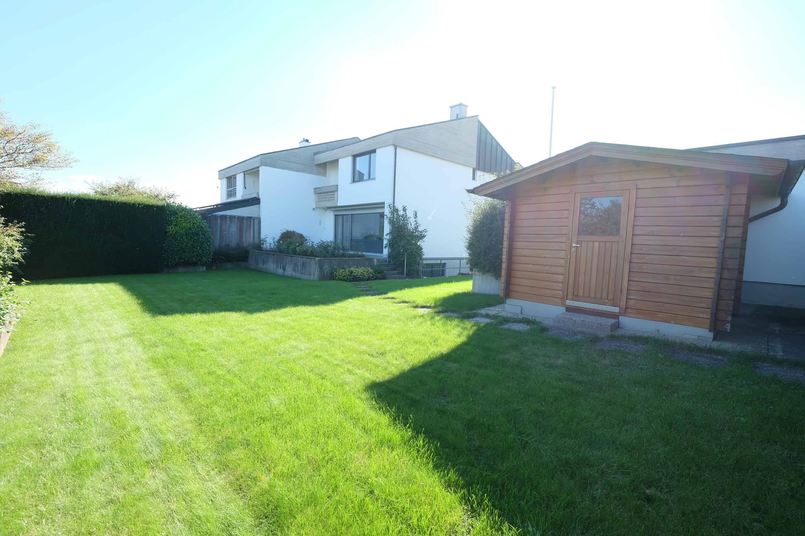 Garten mit Gartenhaus Garten mit Gartenhaus