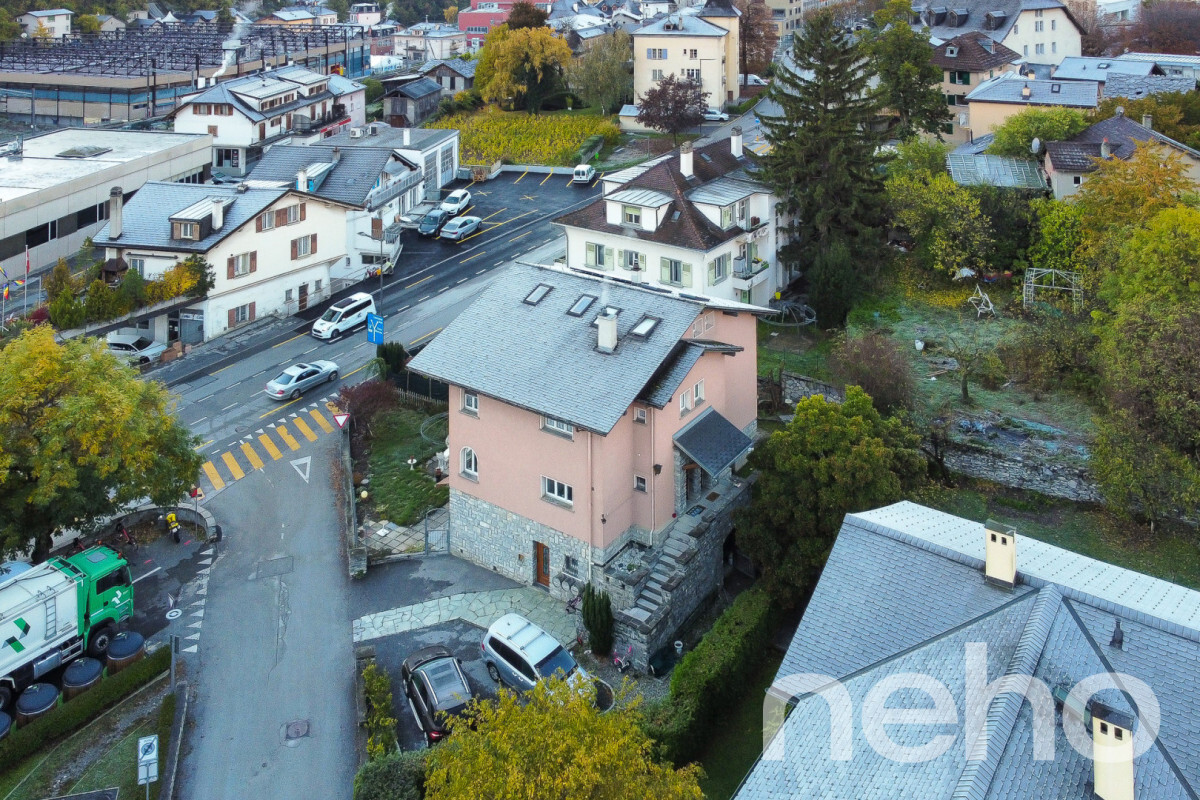 Photo 12