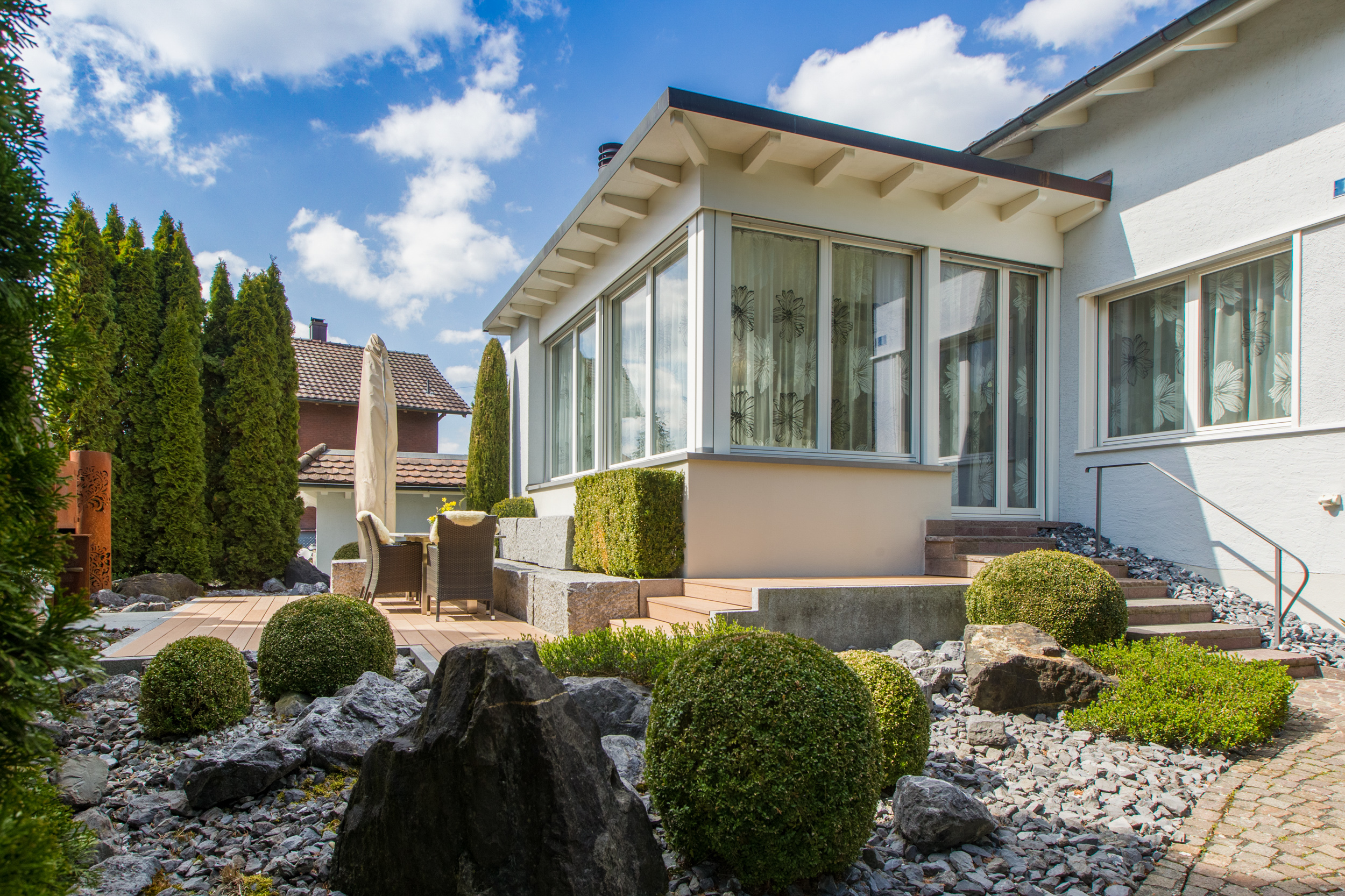 Idyllischer Gartensitzplatz Idyllischer Gartensitzplatz