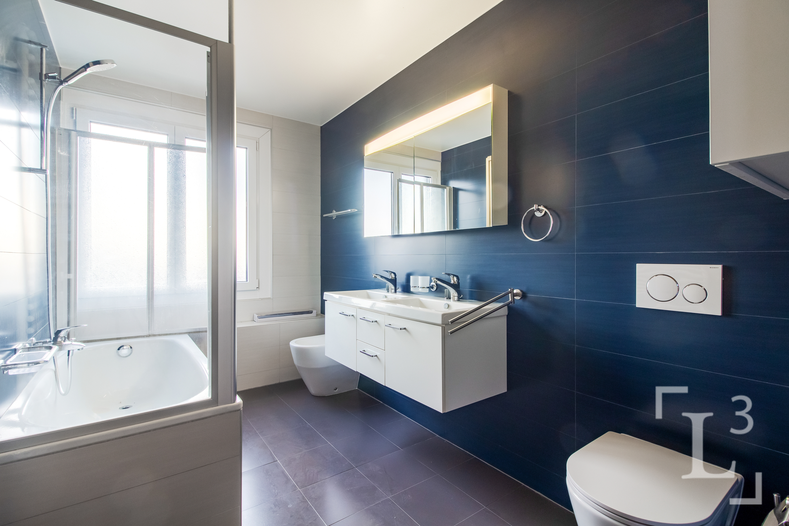 Salle de bain (1er étage)