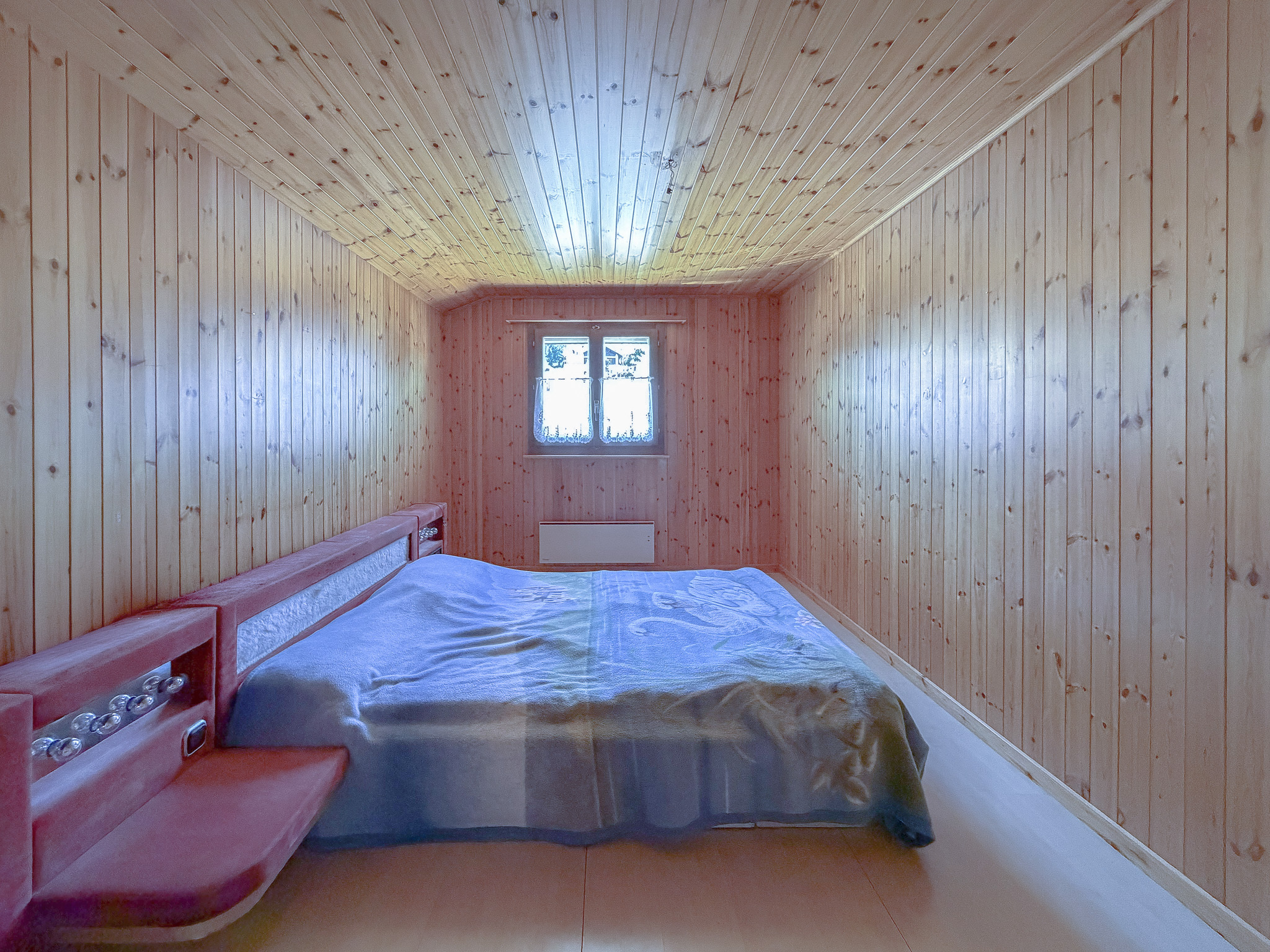 Appt de 4.5 pièces à l'étage - chambre no 1 Appt de 4.5 pièces à l'étage - chambre no 1