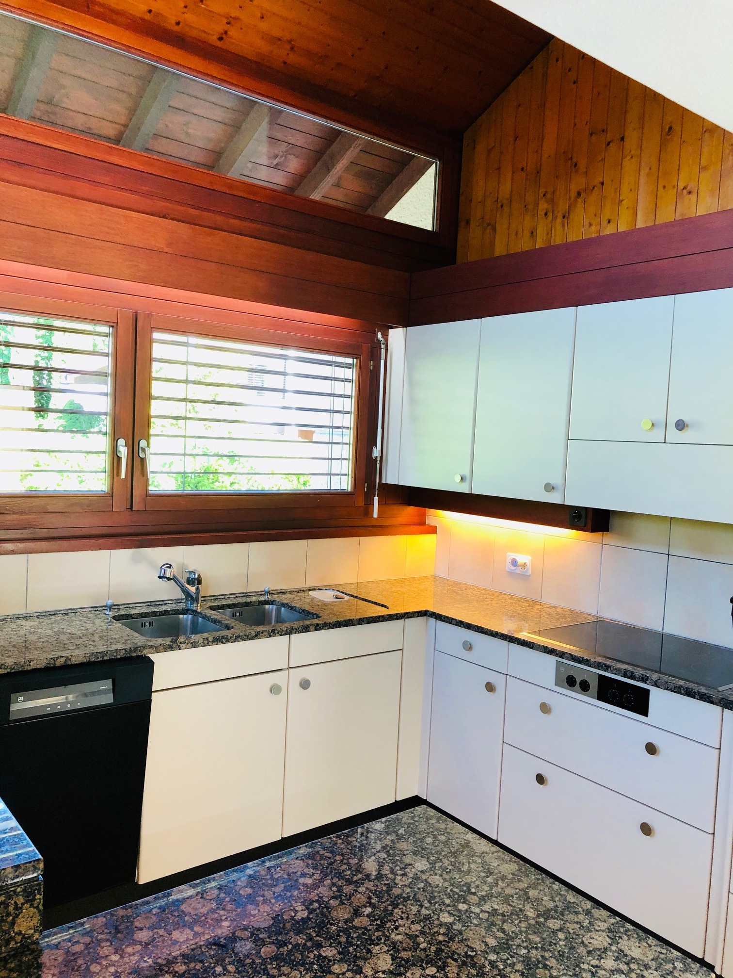 Interior view 2