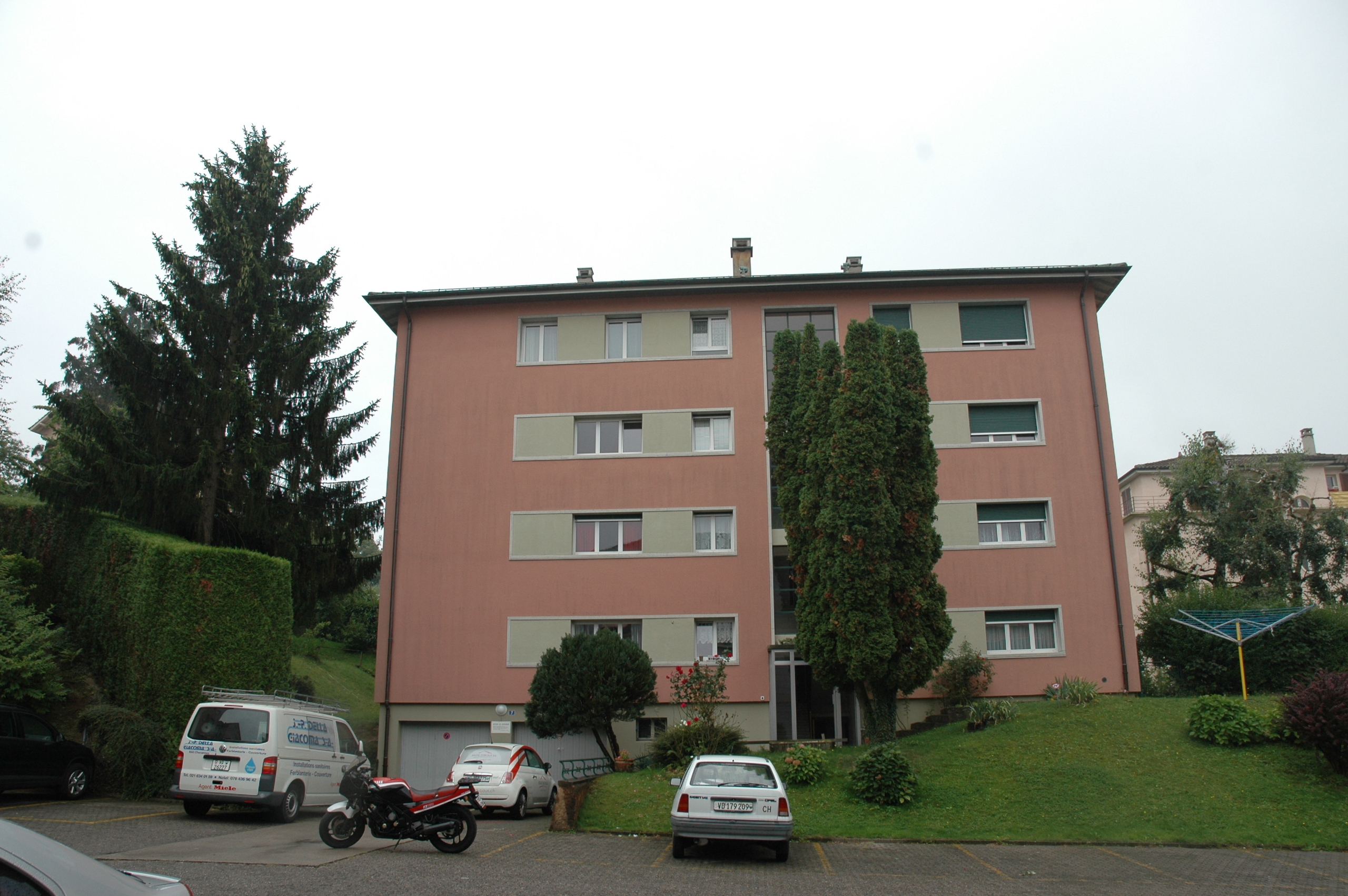 Exterior view 1