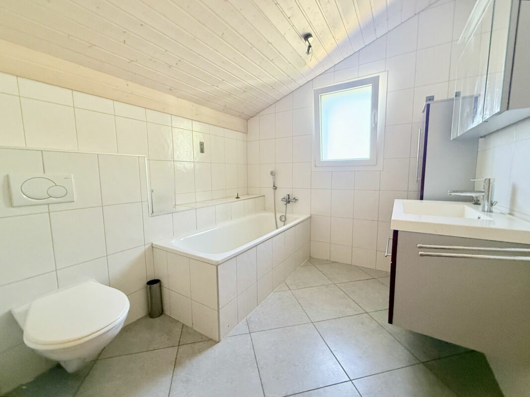 Salle d'eau 1er étage Salle d'eau 1er étage