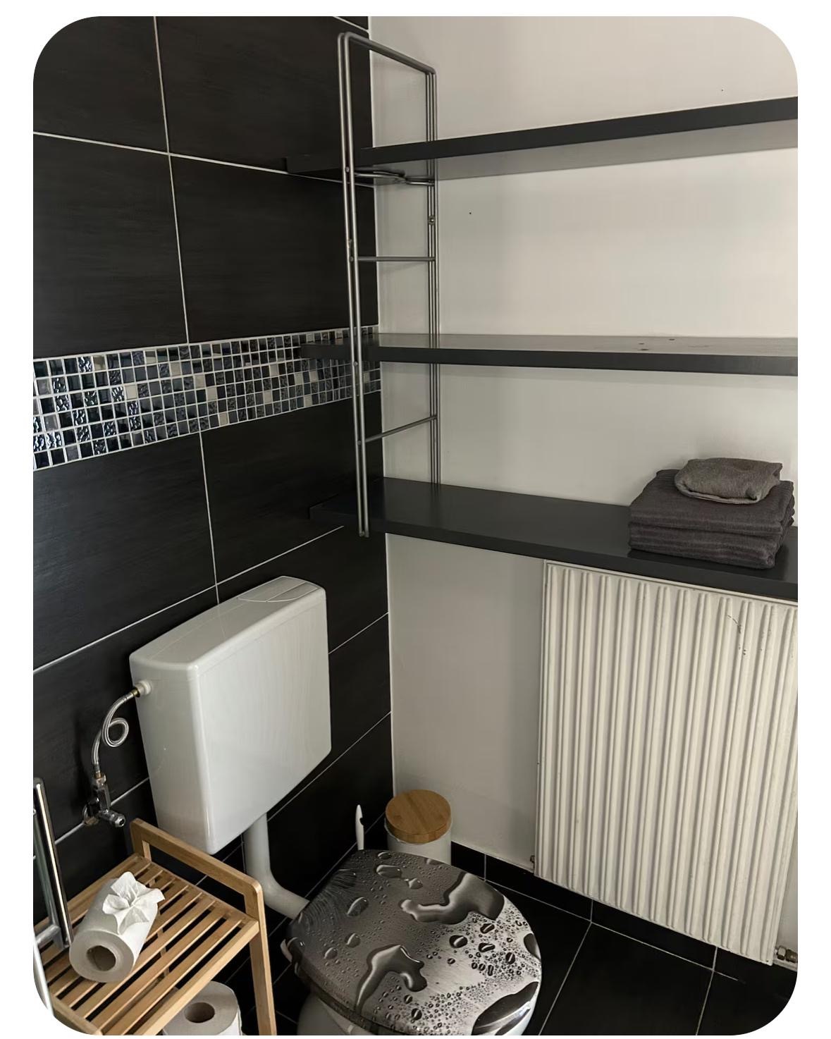 Interior view 7